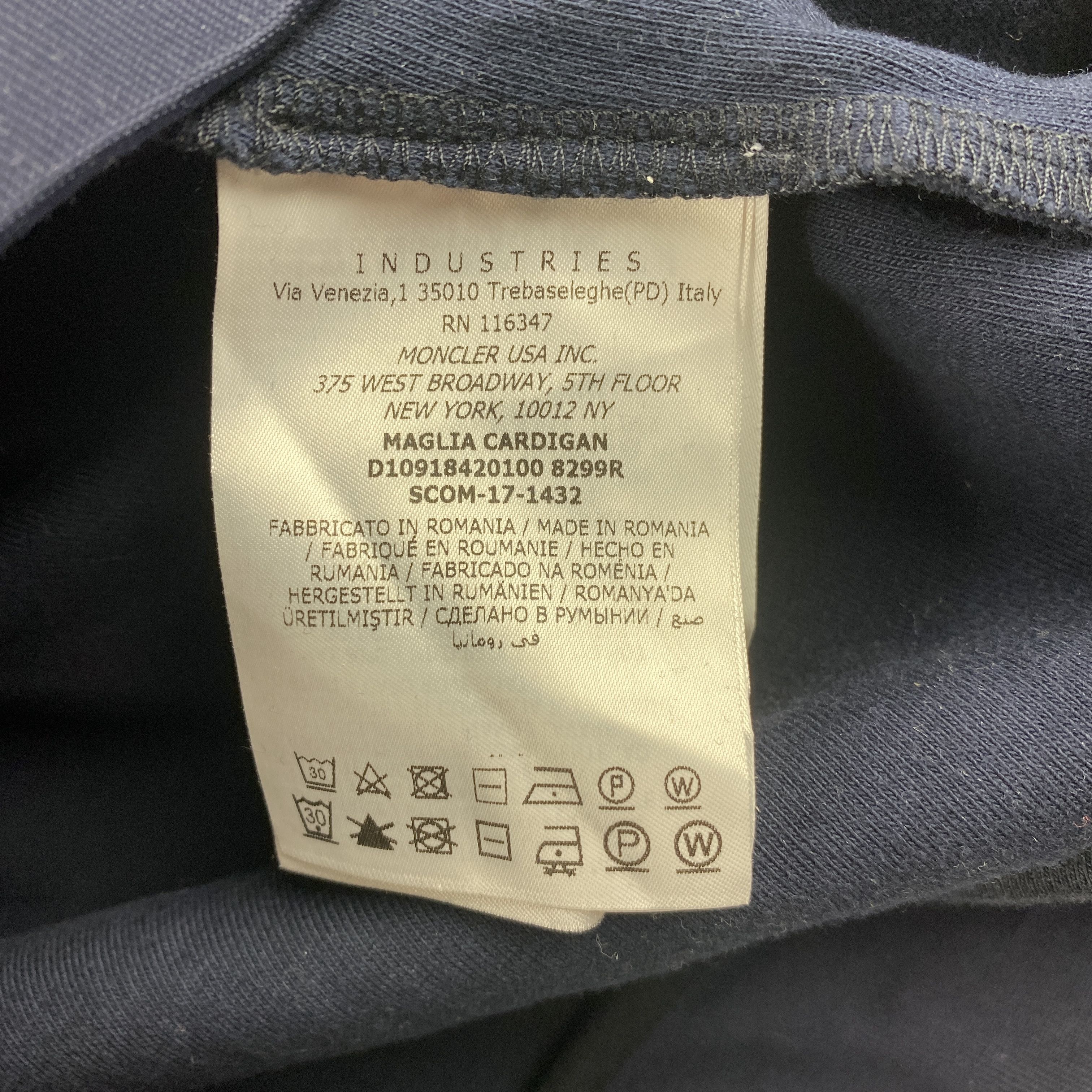 Moncler Moncler Navy Logo Track Jacket Size US M / EU 48-50 / 2 - 5 Thumbnail