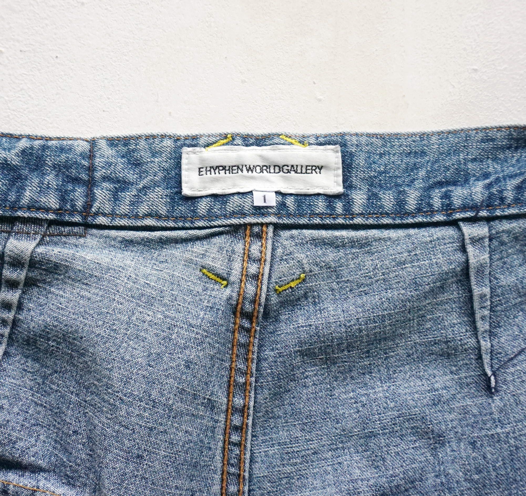 Japanese Brand EHYPHEN World Gallery Distressed & Patched High Waist Jeans Size 26" / US 2 / IT 38 - 12 Thumbnail