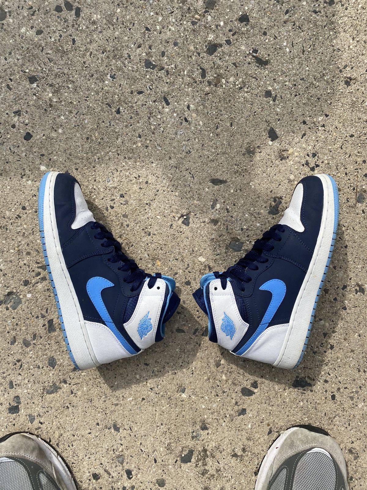 Jordan Brand × Nike Nike Air Jordan 1 Retro High GS Chris Paul Size US 5 / EU 37 - 2 Thumbnail