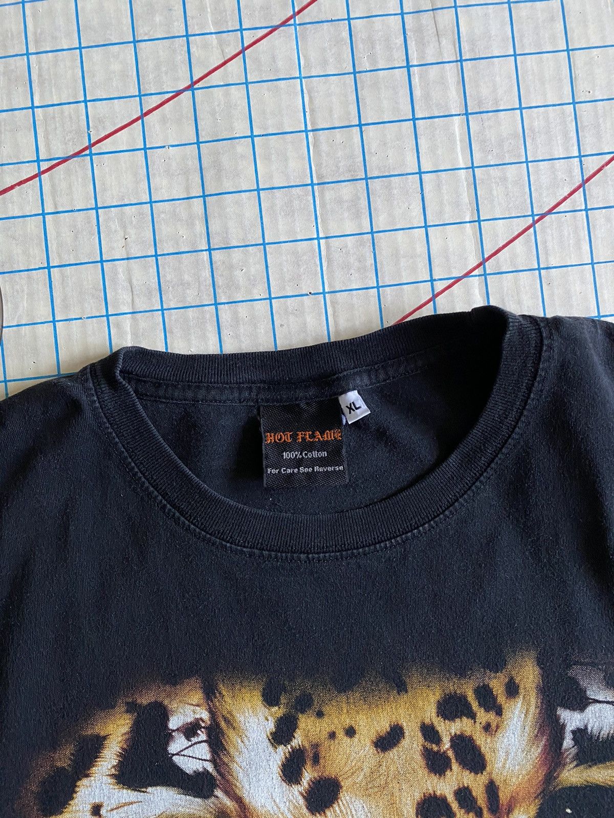 Vintage Vintage Cheeta Animal Graphic Tee Size XL Black Size US XL / EU 56 / 4 - 7 Thumbnail