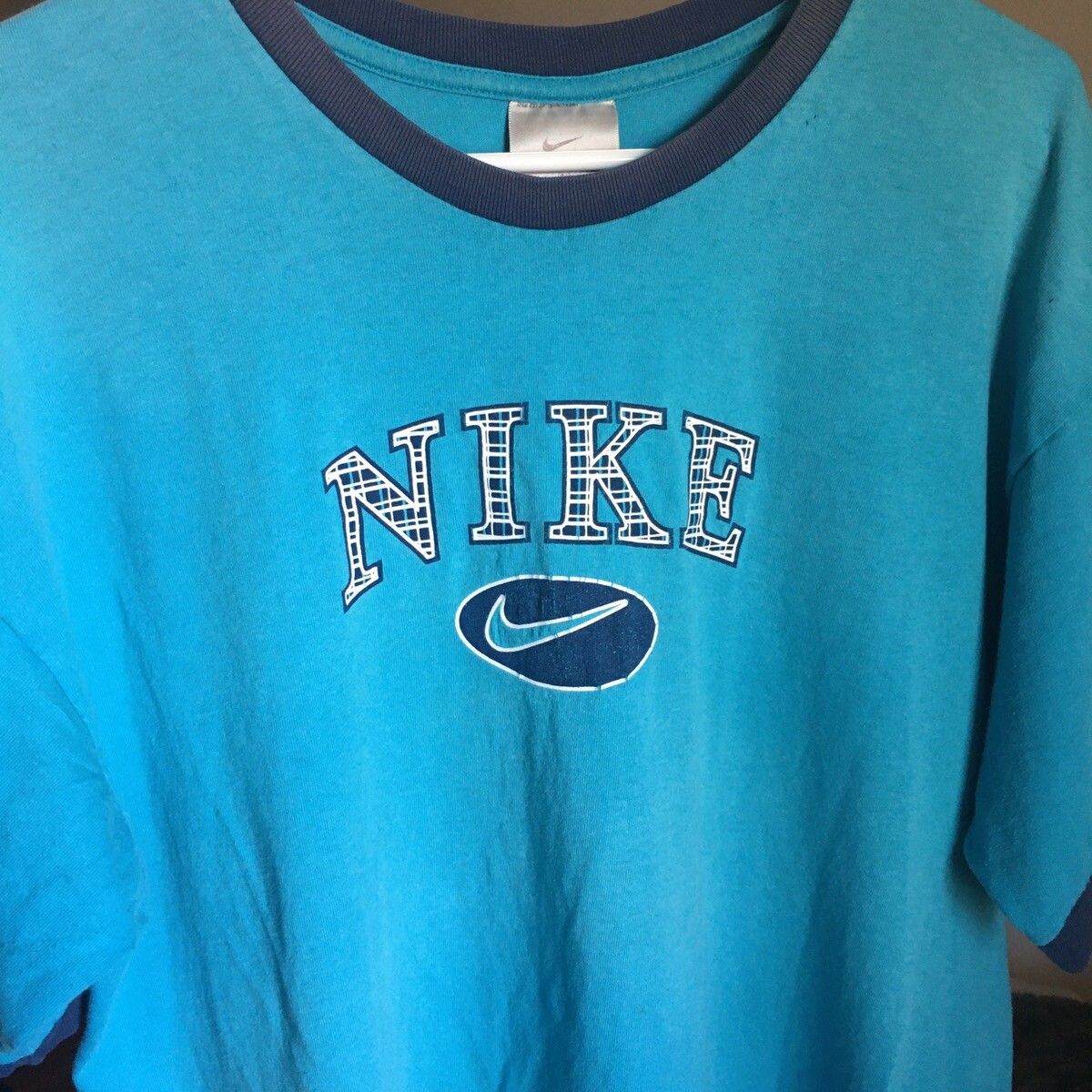 Nike Vintage 2000s Nike Center Swoosh Faded Logo Ringer Tee Shirt Size US L / EU 52-54 / 3 - 1 Preview