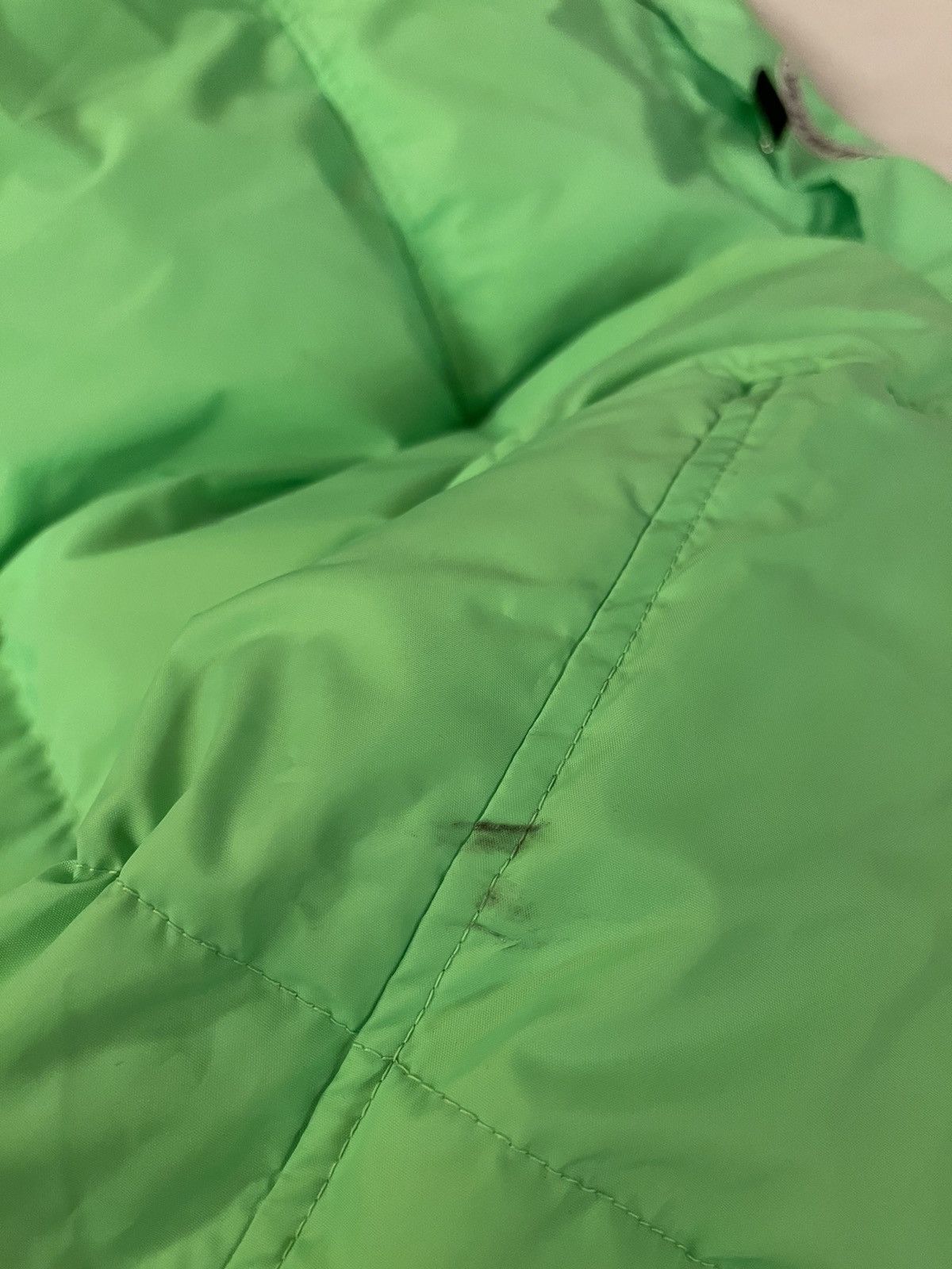 Vetements Reversible and convertible fluorescent puffer jacket Size US L / EU 52-54 / 3 - 15 Thumbnail