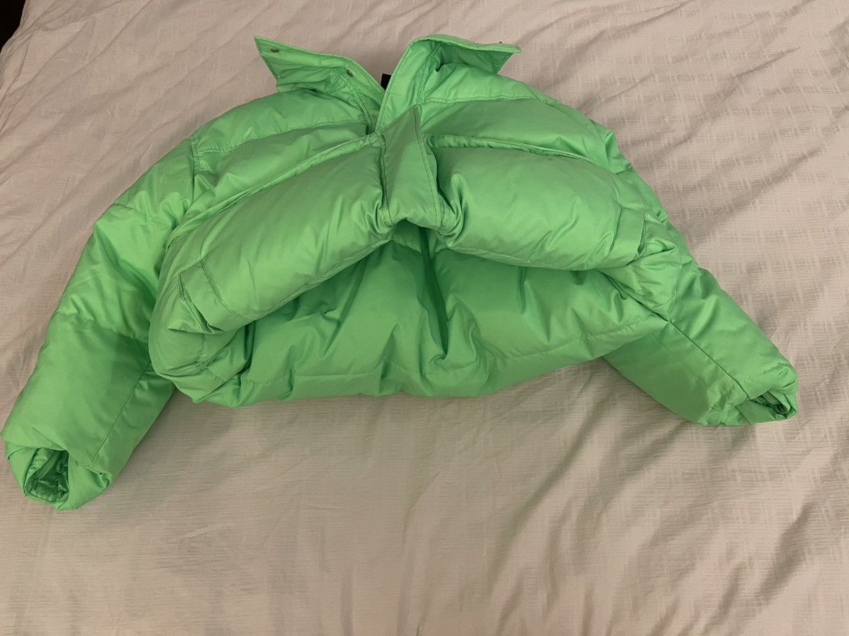 Vetements Reversible and convertible fluorescent puffer jacket Size US L / EU 52-54 / 3 - 2 Thumbnail