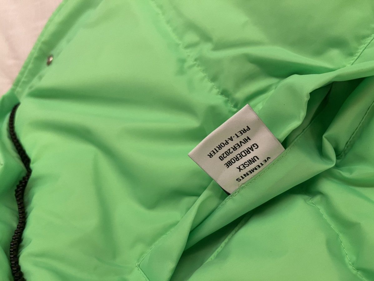 Vetements Reversible and convertible fluorescent puffer jacket Size US L / EU 52-54 / 3 - 9 Thumbnail