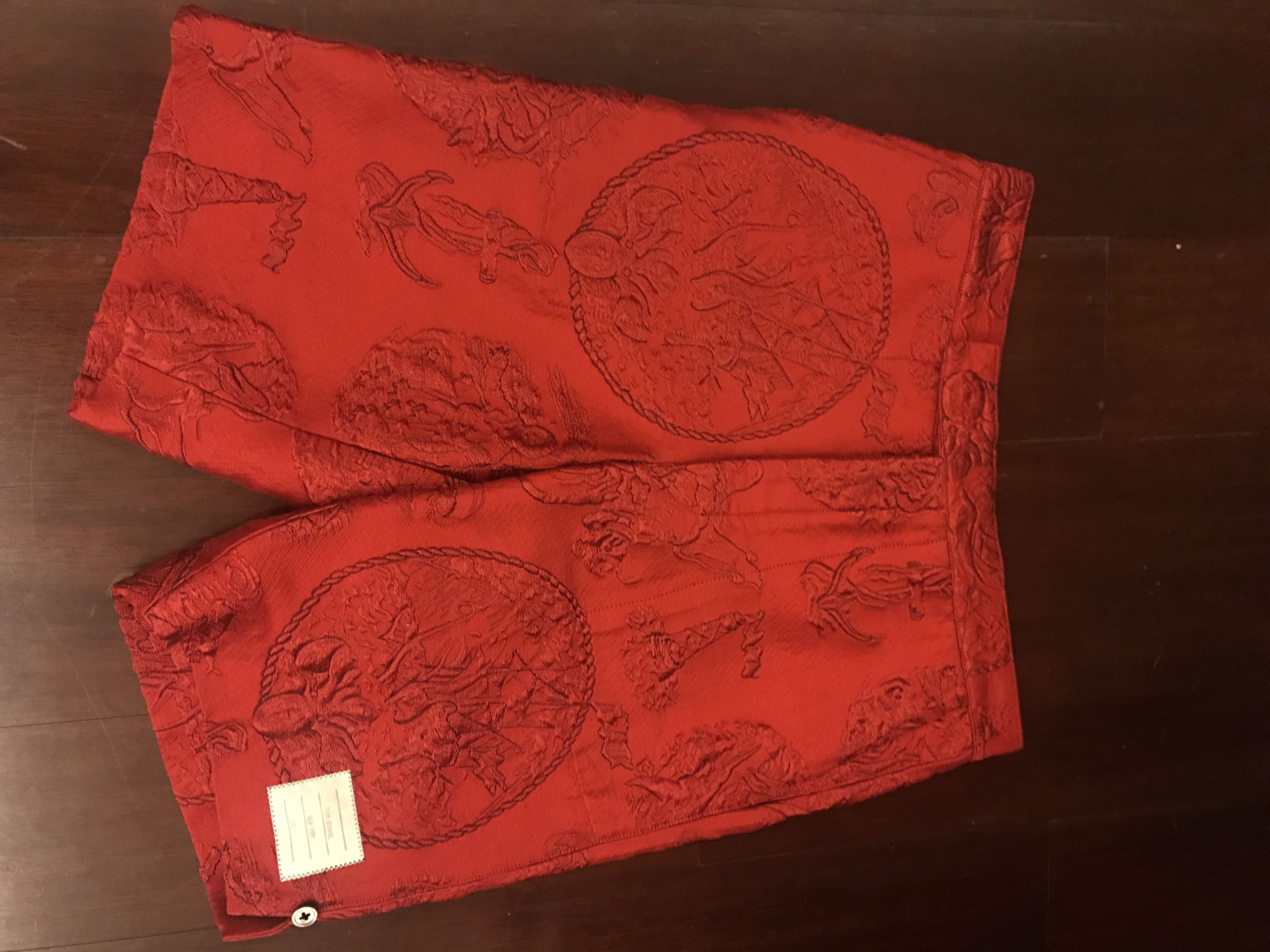 Thom Browne $1,207 embroidered red shorts Size US 30 / EU 46 - 3 Thumbnail