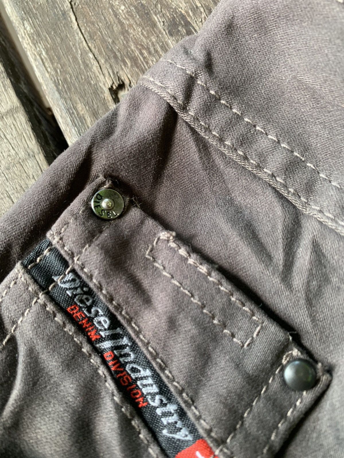 Diesel Vintage diesel mini skirt nice design Size 30" / US 8 / IT 44 - 8 Thumbnail