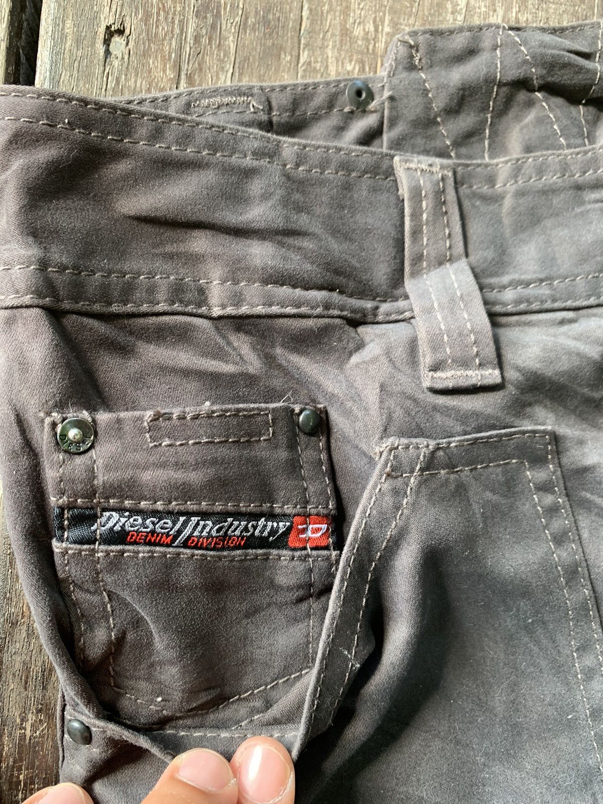 Diesel Vintage diesel mini skirt nice design Size 30" / US 8 / IT 44 - 9 Thumbnail