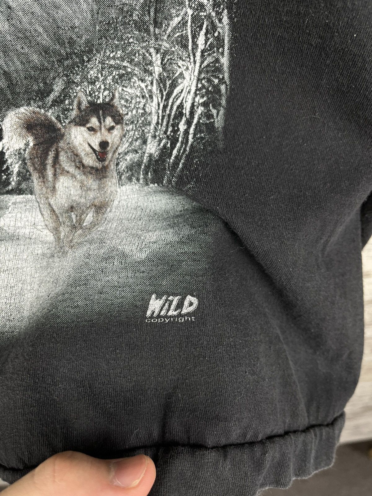 Vintage Vintage Wolf streetwear animal tee size L Size US L / EU 52-54 / 3 - 8 Thumbnail