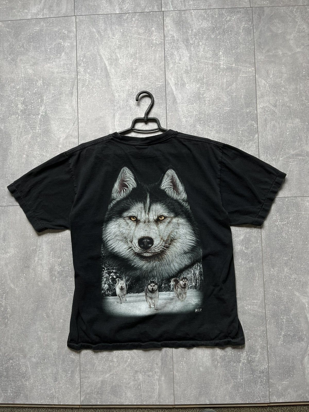 Vintage Vintage Wolf streetwear animal tee size L Size US L / EU 52-54 / 3 - 5 Thumbnail