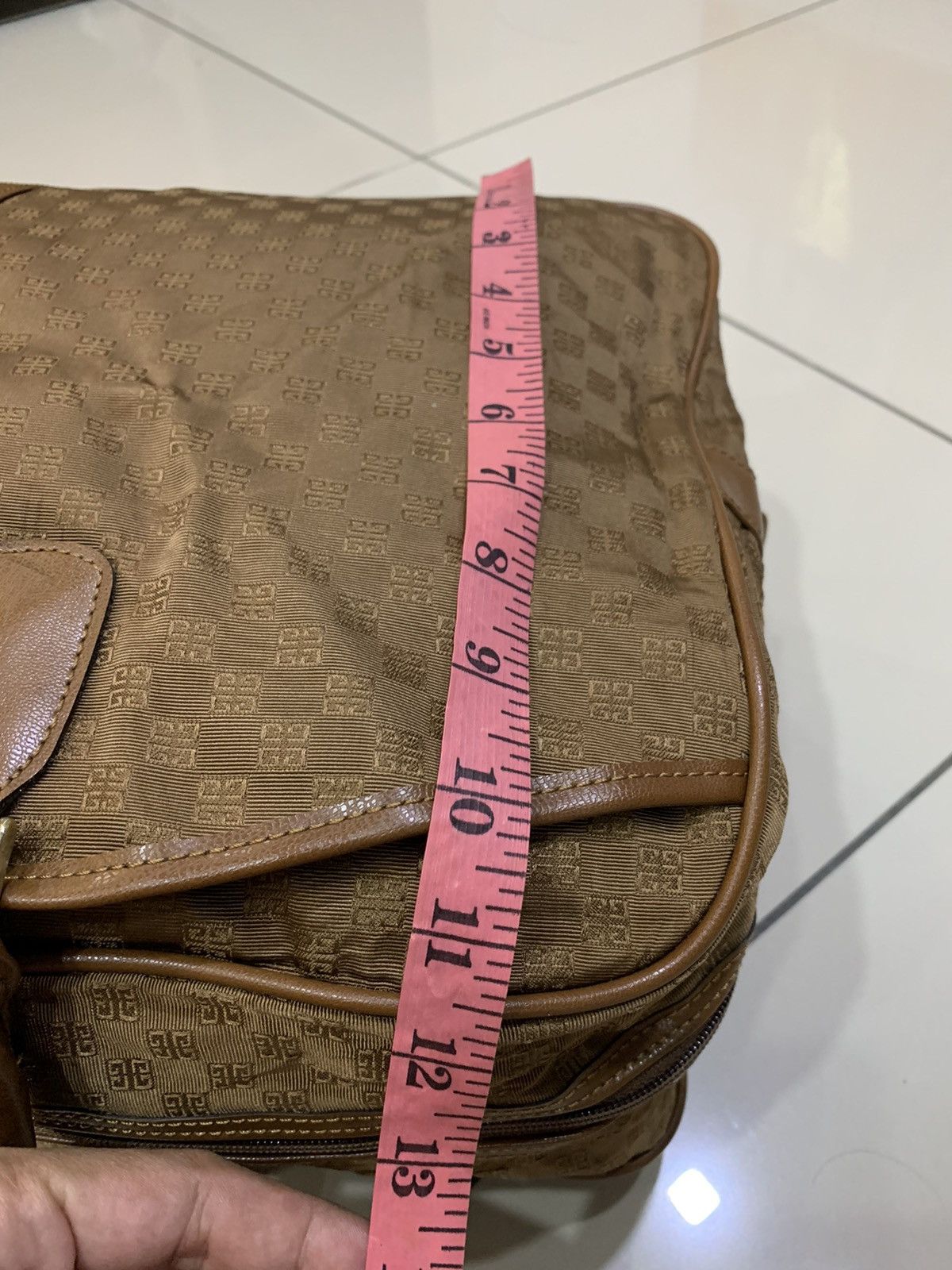 Givenchy VINTAGE GIVENCHY FULL MONOGRAM TRAVEL BAG Size ONE SIZE - 8 Thumbnail