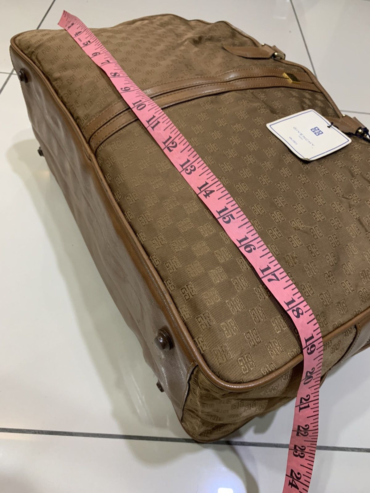 Givenchy VINTAGE GIVENCHY FULL MONOGRAM TRAVEL BAG Size ONE SIZE - 6 Thumbnail