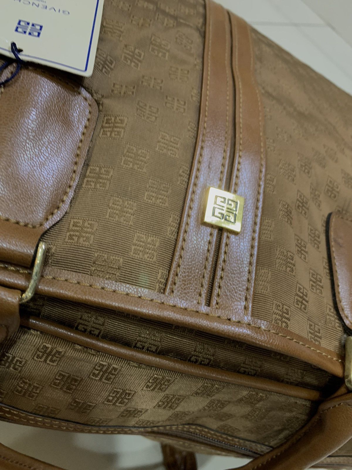 Givenchy VINTAGE GIVENCHY FULL MONOGRAM TRAVEL BAG Size ONE SIZE - 7 Thumbnail