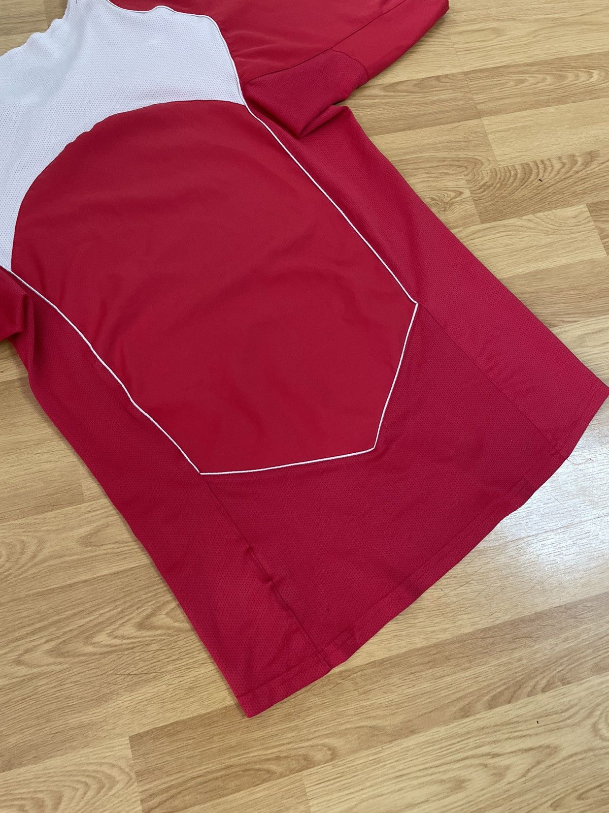 Nike × Vintage Nike Turkey 2004 2006 home soccer jersey football shirt Size US M / EU 48-50 / 2 - 9 Thumbnail