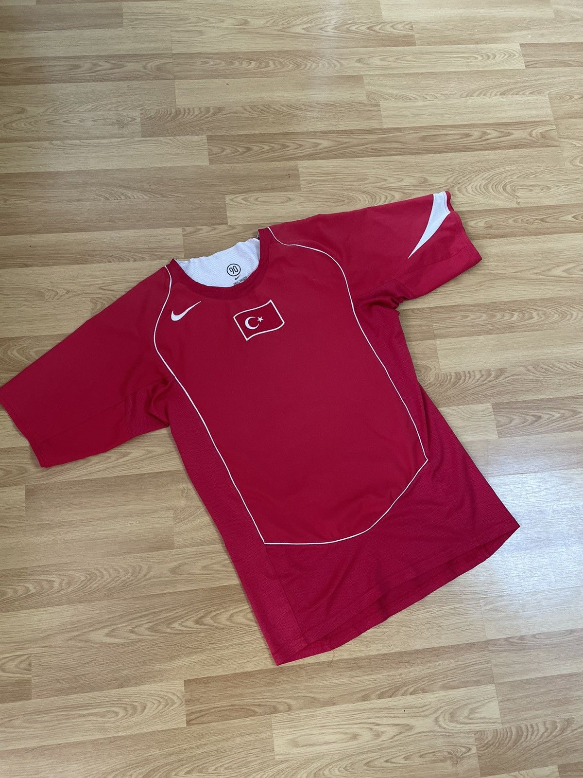 Nike × Vintage Nike Turkey 2004 2006 home soccer jersey football shirt Size US M / EU 48-50 / 2 - 1 Thumbnail