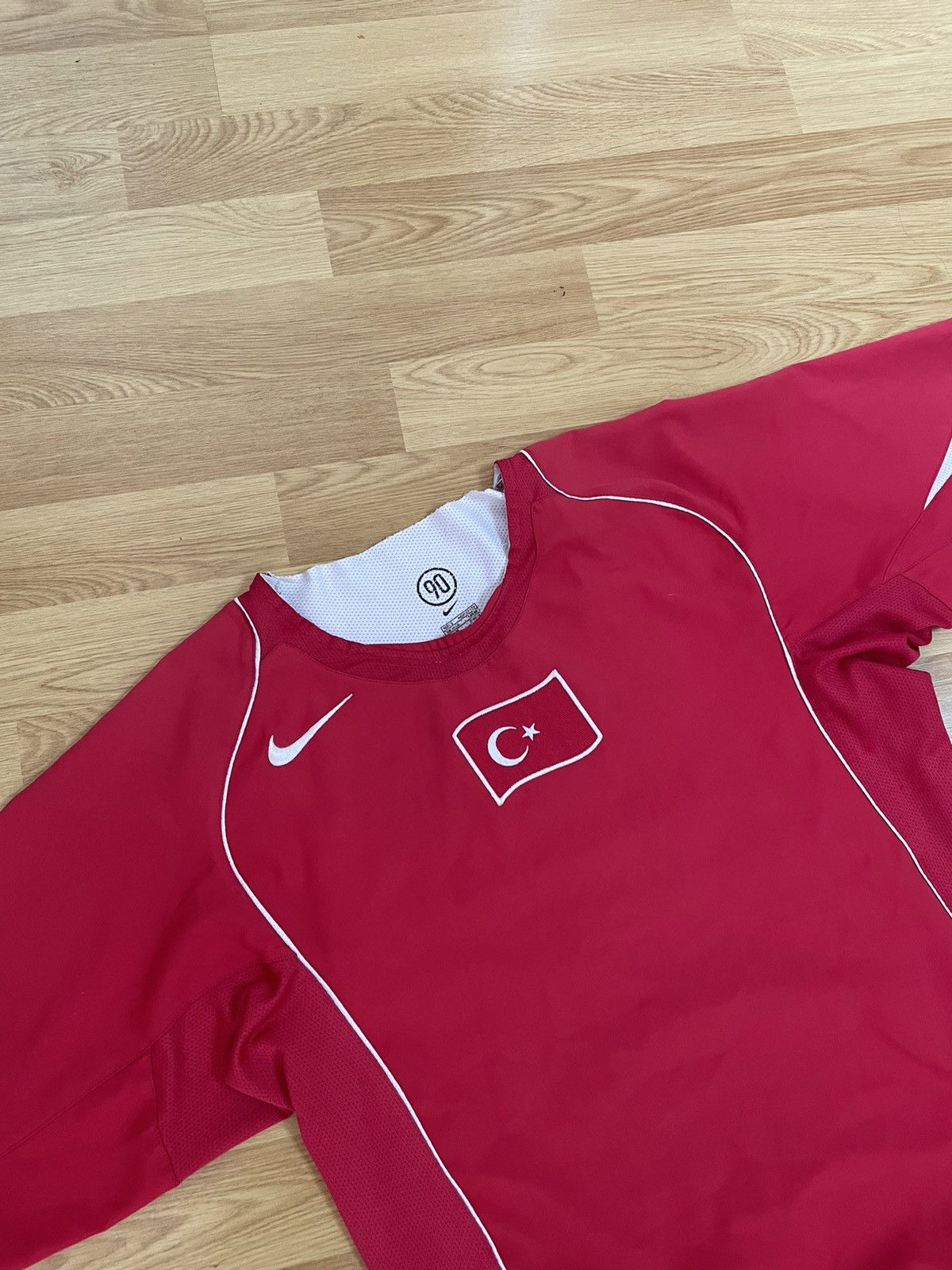 Nike × Vintage Nike Turkey 2004 2006 home soccer jersey football shirt Size US M / EU 48-50 / 2 - 3 Thumbnail