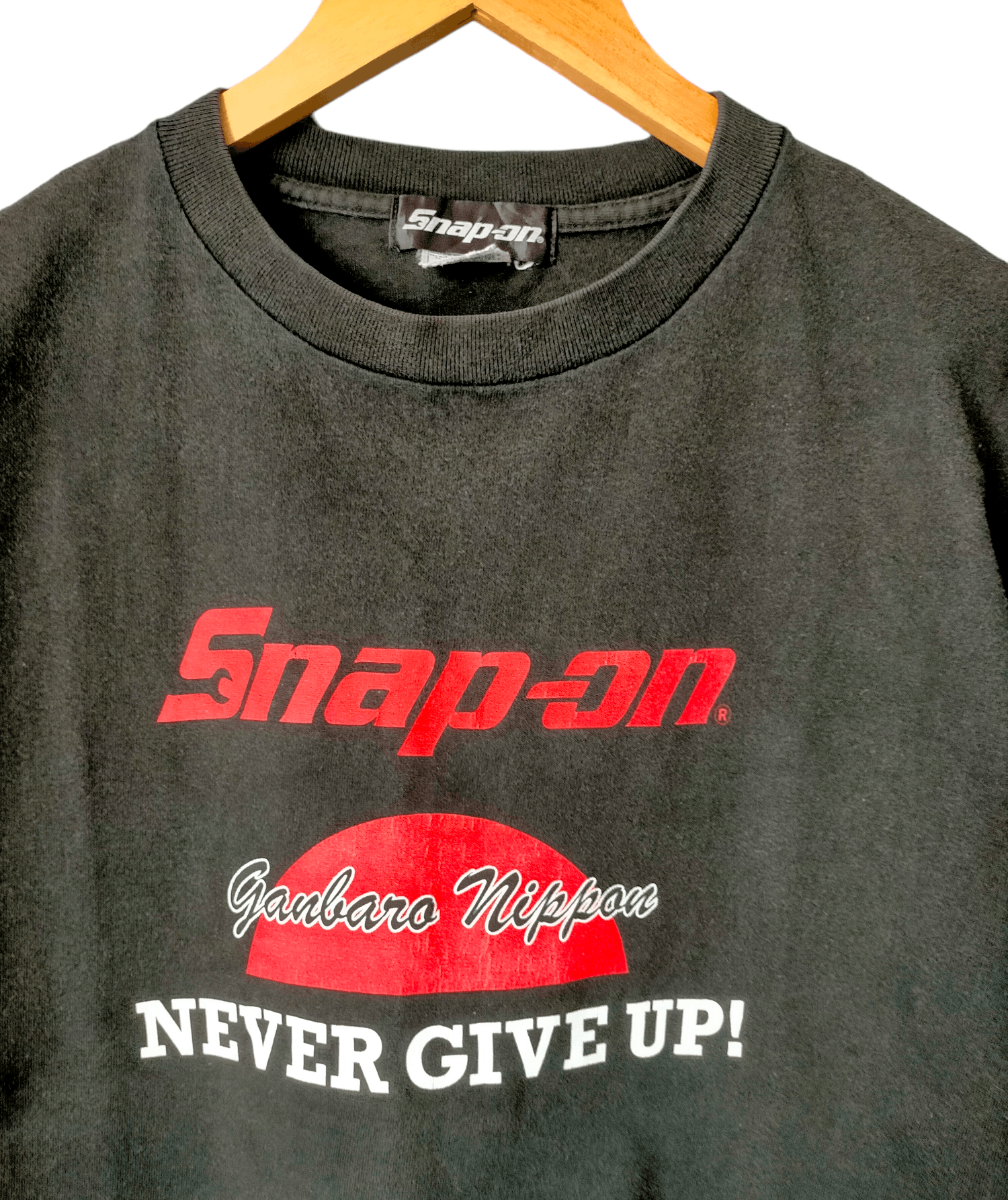 Japanese Brand Snap On Never Give Up T-shirt Size US L / EU 52-54 / 3 - 2 Thumbnail