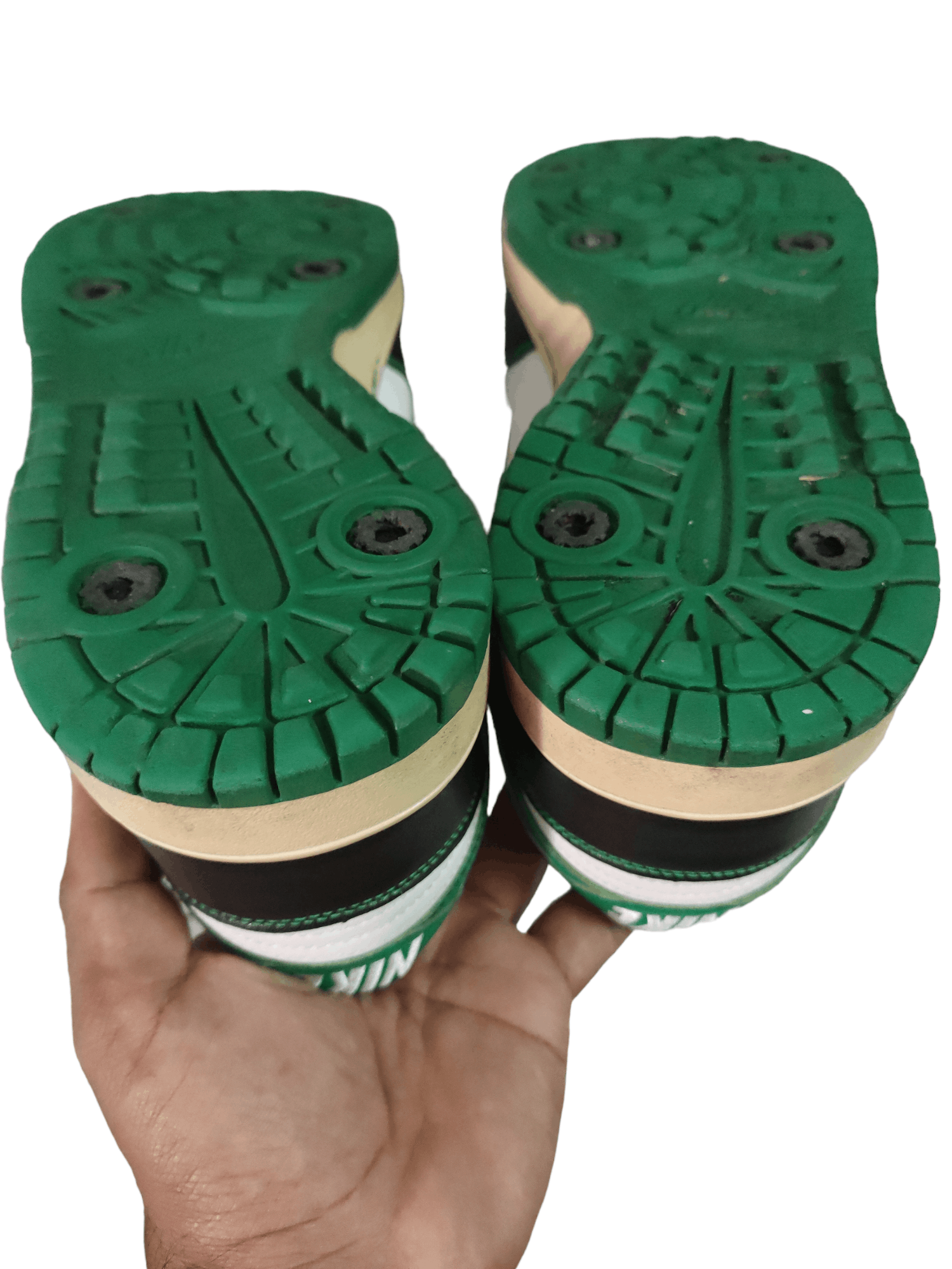 Nike × Nike SB Nike SB Dunk Low Green White Size US 9.5 / EU 42-43 - 7 Thumbnail