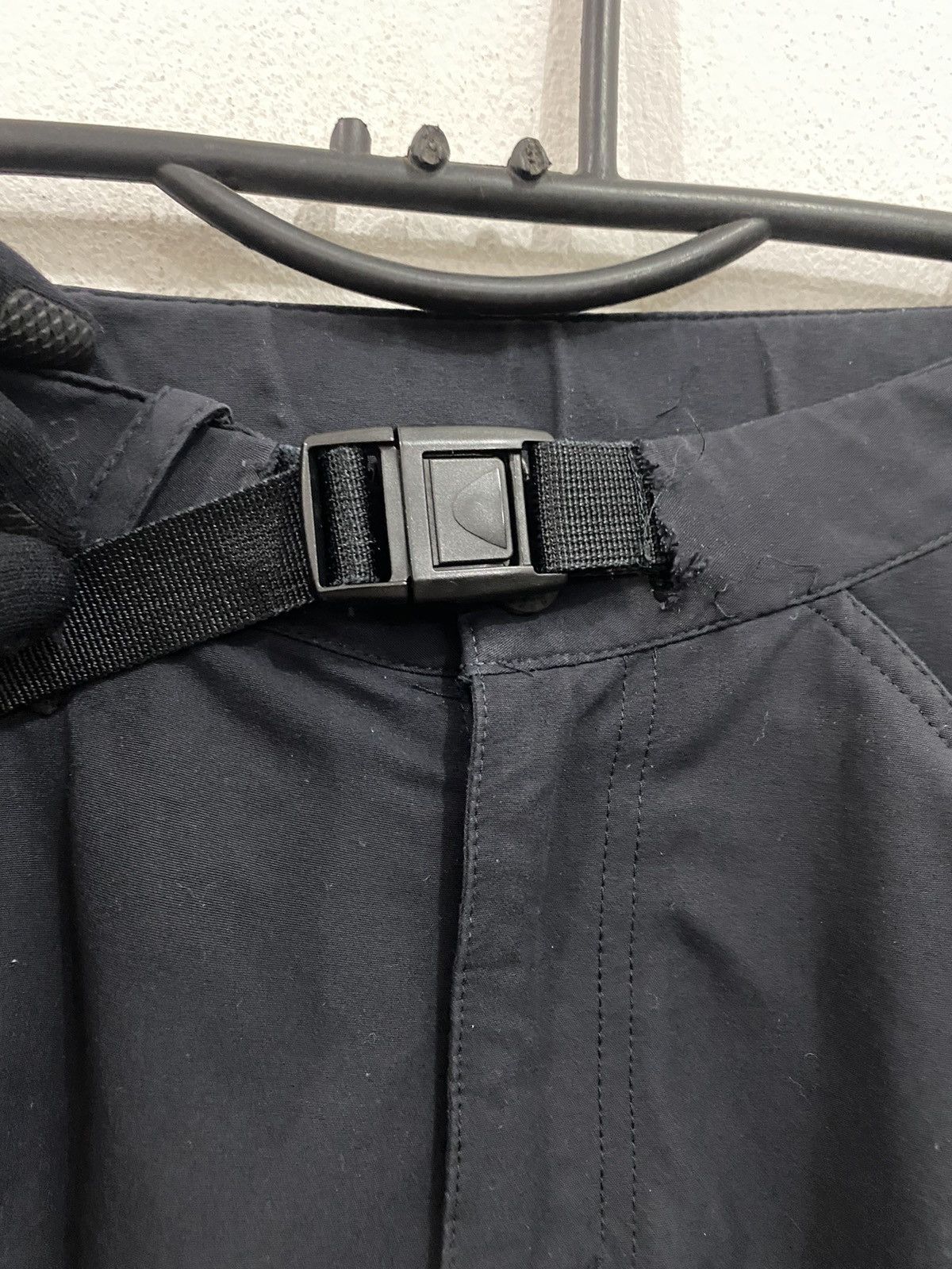 Nike NIKE ACG DRY FIT SPORTWEAR PANT Size US 30 / EU 46 - 9 Thumbnail