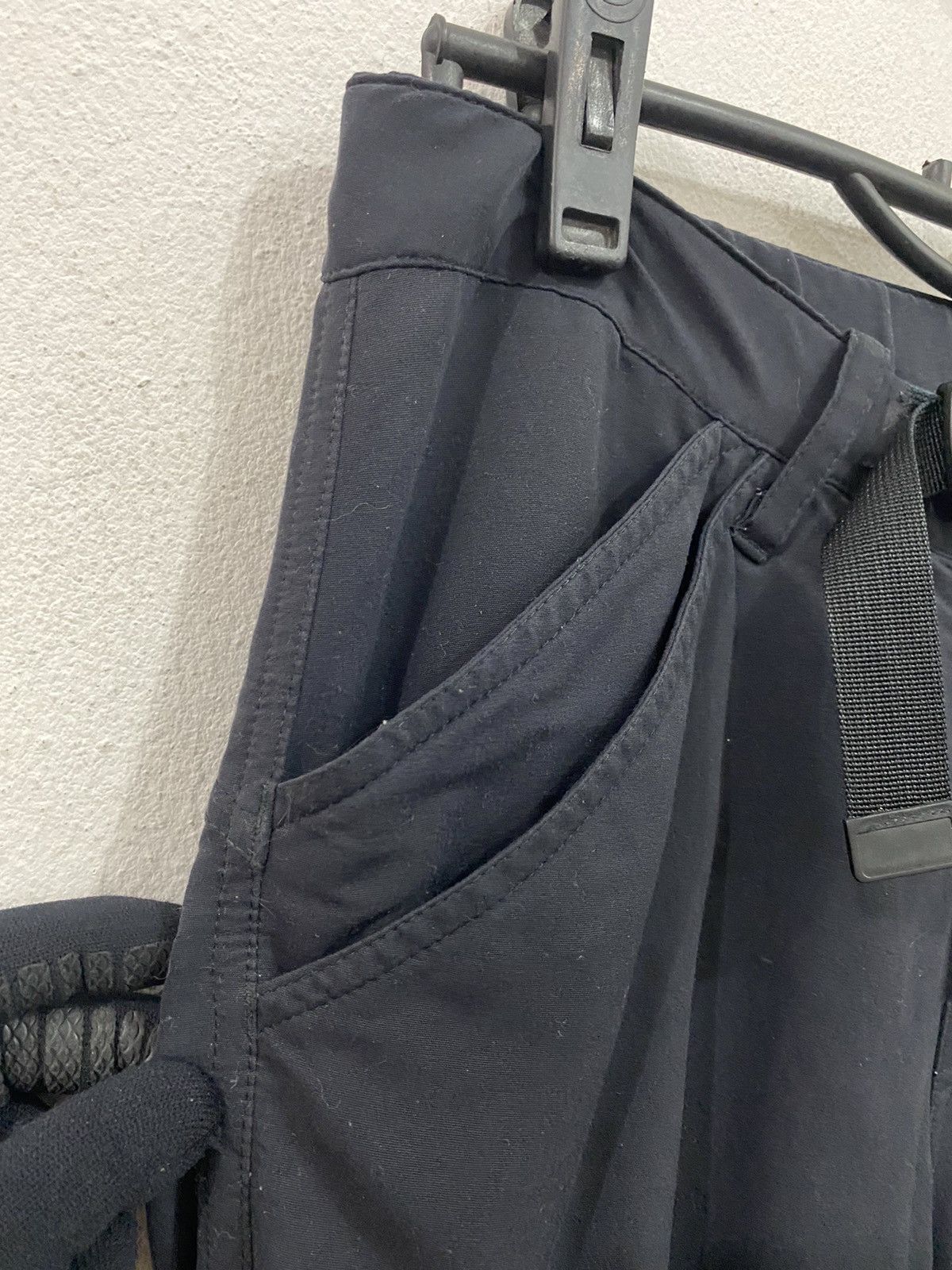 Nike NIKE ACG DRY FIT SPORTWEAR PANT Size US 30 / EU 46 - 7 Thumbnail