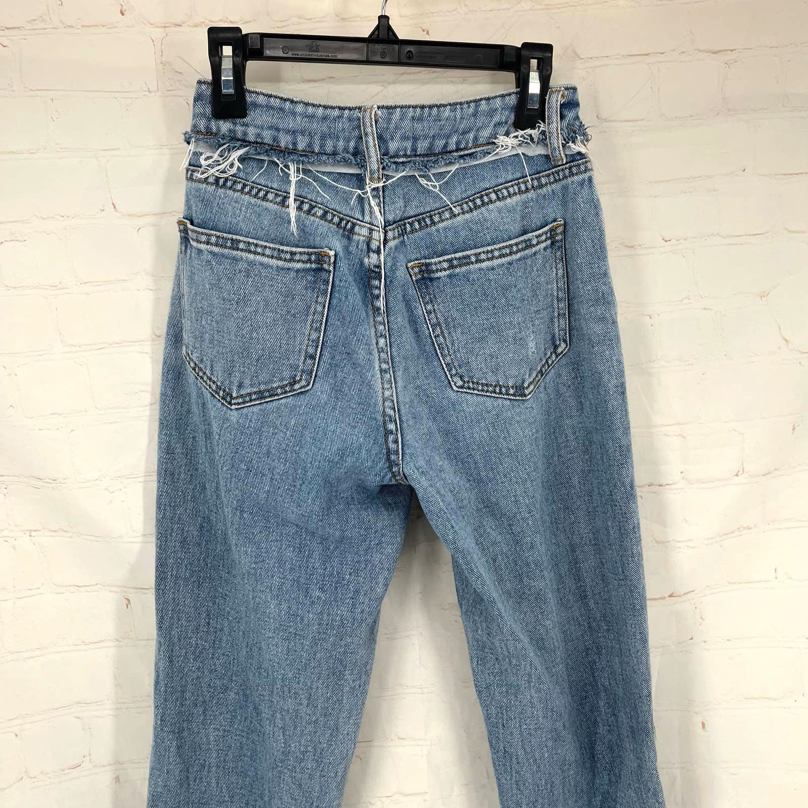 Pacsun Pacsun light blue distressed mom Jeans 22 Size 22" - 4 Thumbnail