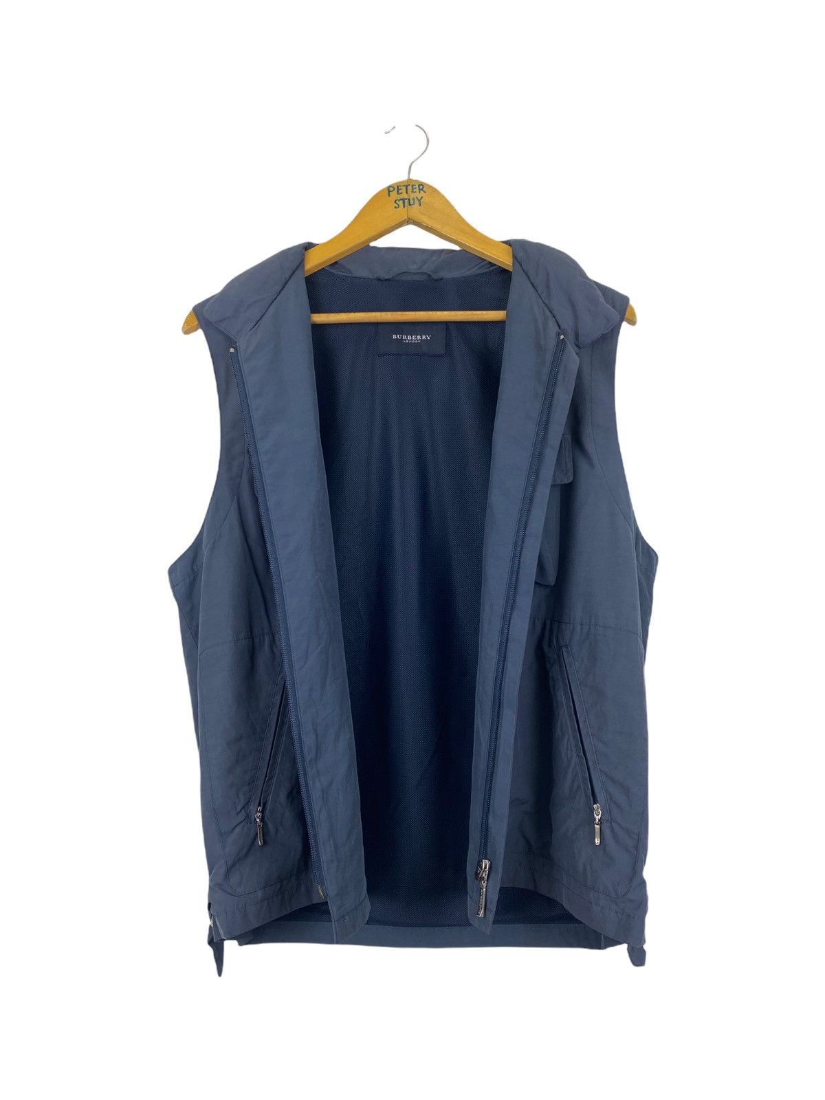 Burberry Burberry london nylon vest style Size US M / EU 48-50 / 2 - 3 Thumbnail