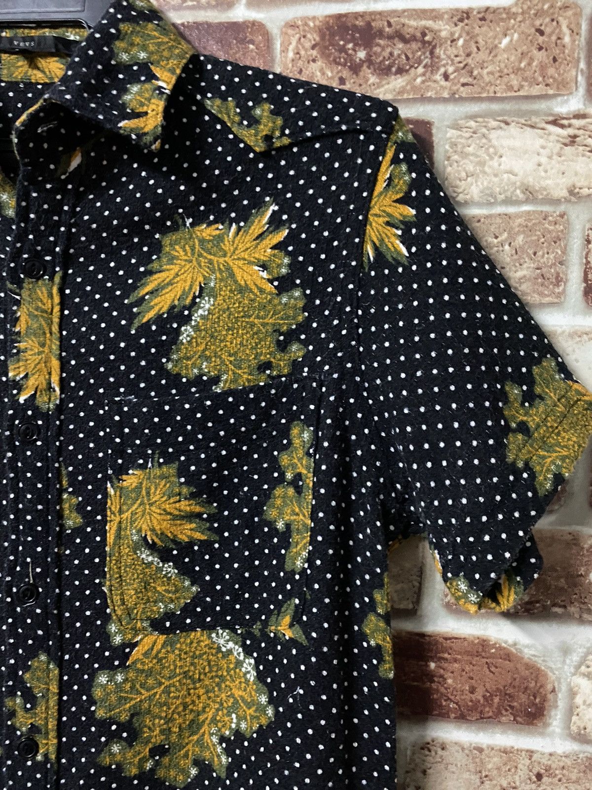 Japanese Brand Yves Shirt Nice Design Size US S / EU 44-46 / 1 - 7 Thumbnail