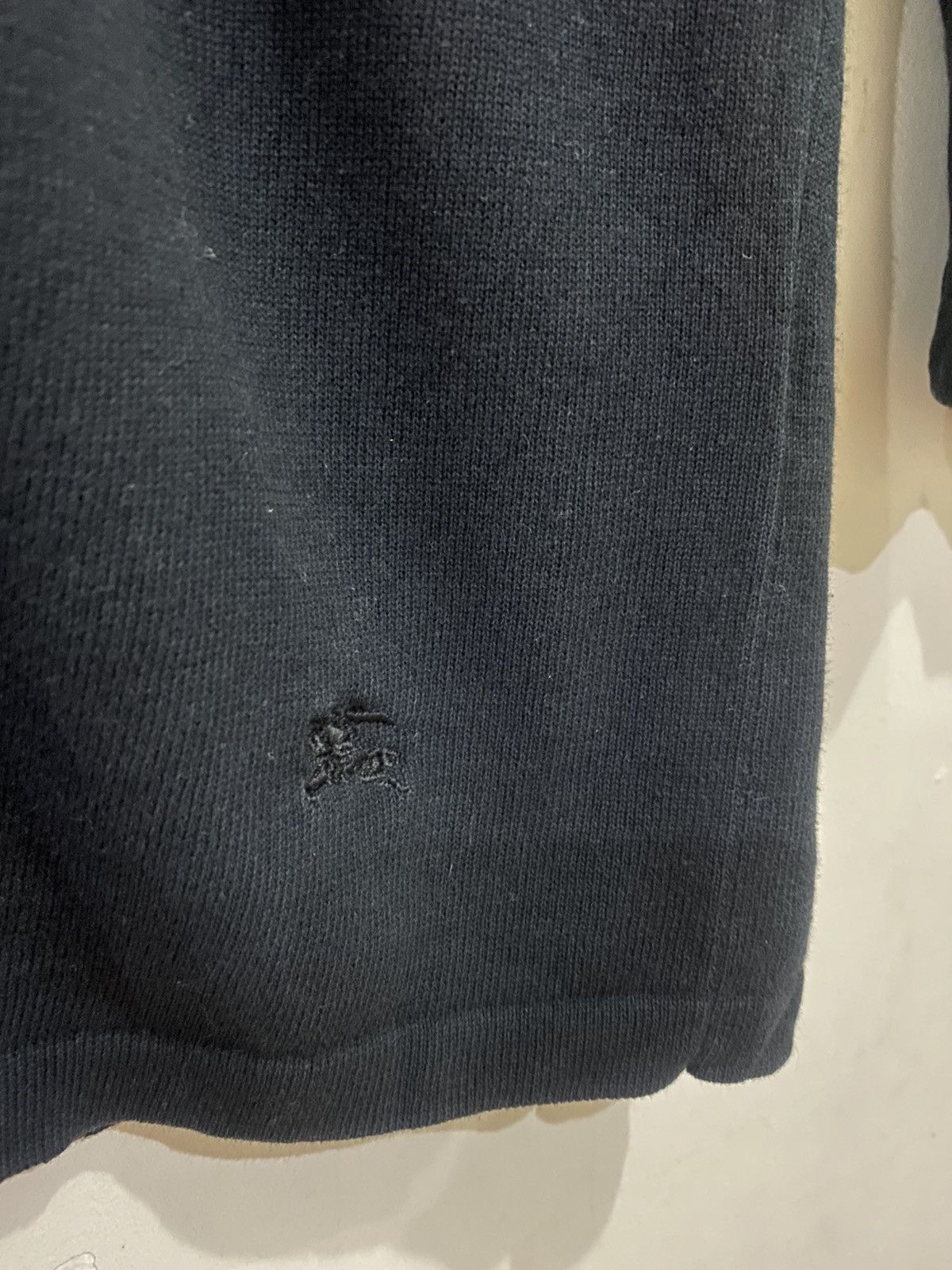 Burberry Burberry Blue Label Knitwear Button Style Size US XS / EU 42 / 0 - 5 Thumbnail