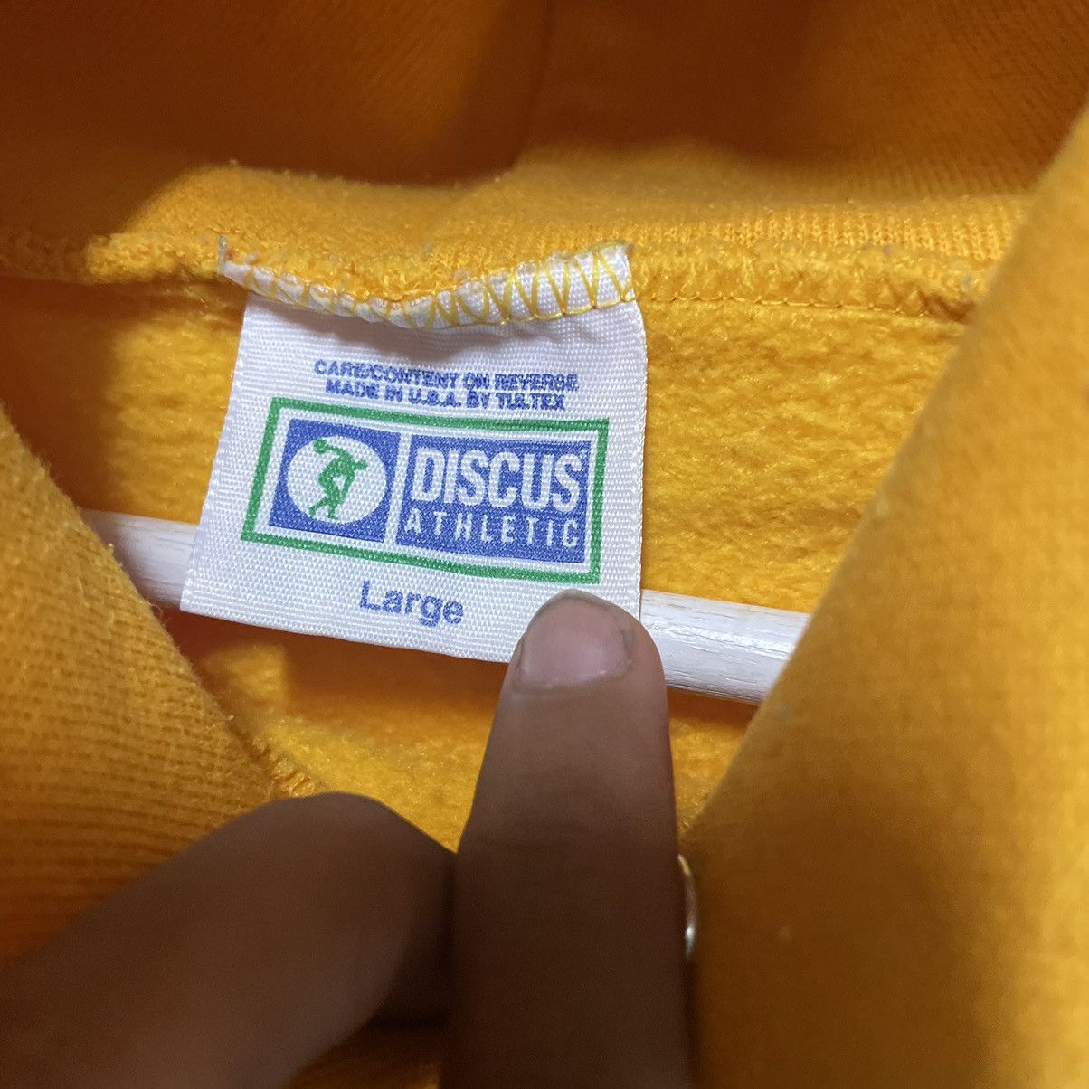 Russell Athletic × Vintage 🔥90s DISCUS ATHLETIC YELLOW PLAIN SWEATER HOODIE Size US L / EU 52-54 / 3 - 6 Thumbnail