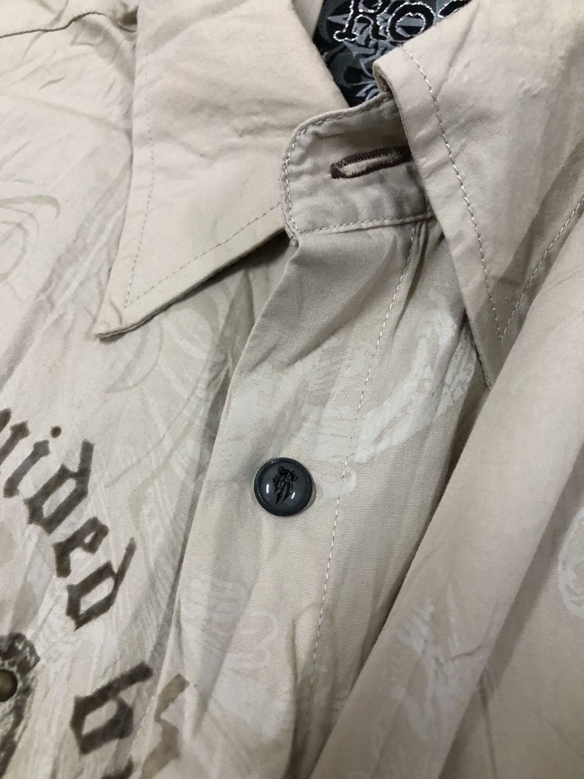 Japanese Brand ROAR button shirt ‘guard and shield’ x swarovski Size US L / EU 52-54 / 3 - 7 Thumbnail