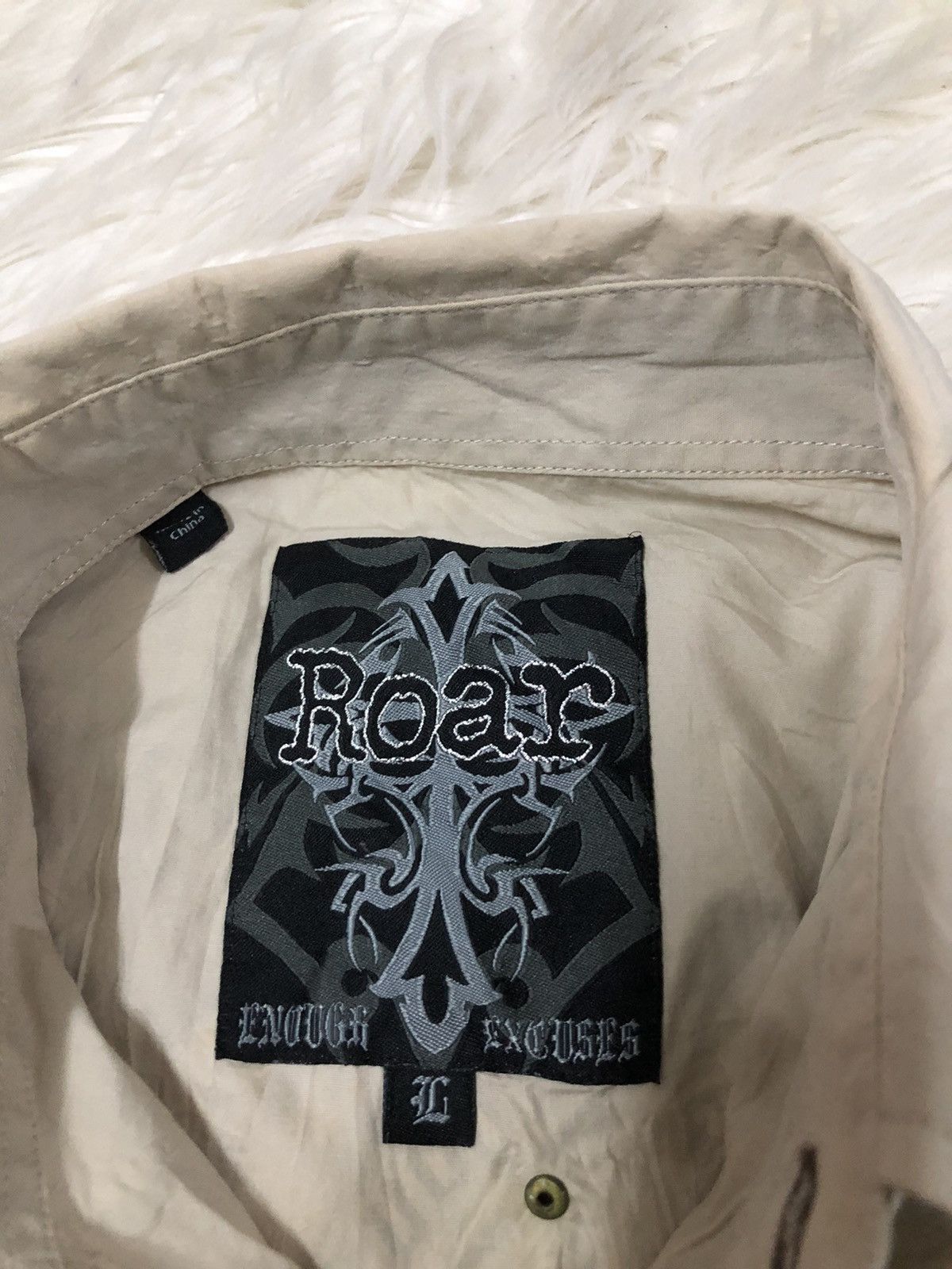 Japanese Brand ROAR button shirt ‘guard and shield’ x swarovski Size US L / EU 52-54 / 3 - 6 Thumbnail