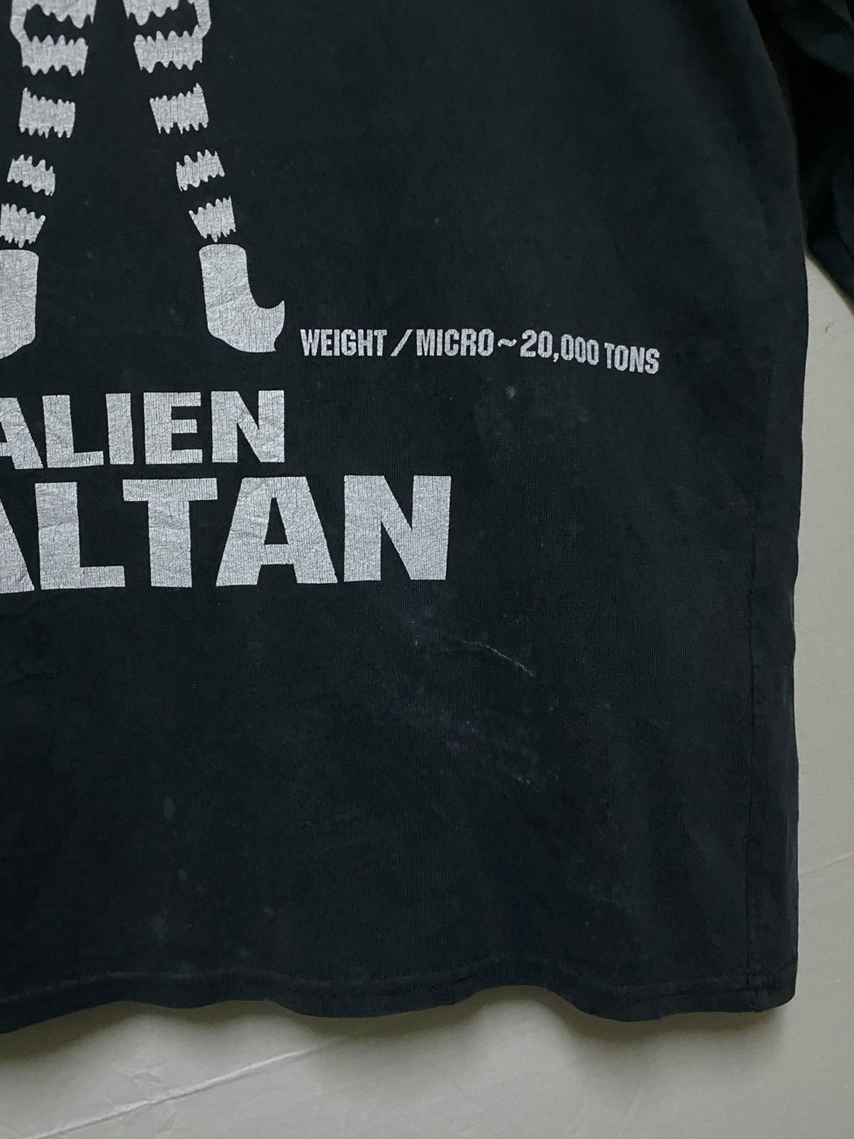 Anime Vintage Alien Baltan Long Sleeve Size US M / EU 48-50 / 2 - 4 Thumbnail