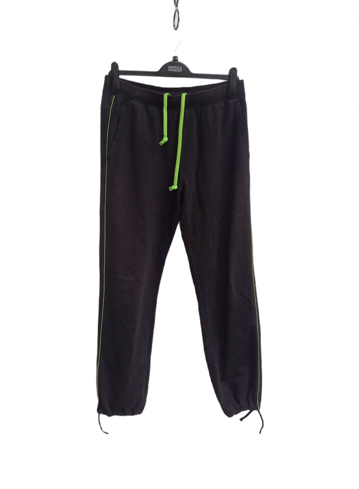 Japanese Brand × Uniqlo × Vintage Vintage Uniqlo Nice Sweatapants Size US 30 / EU 46 - 1 Thumbnail