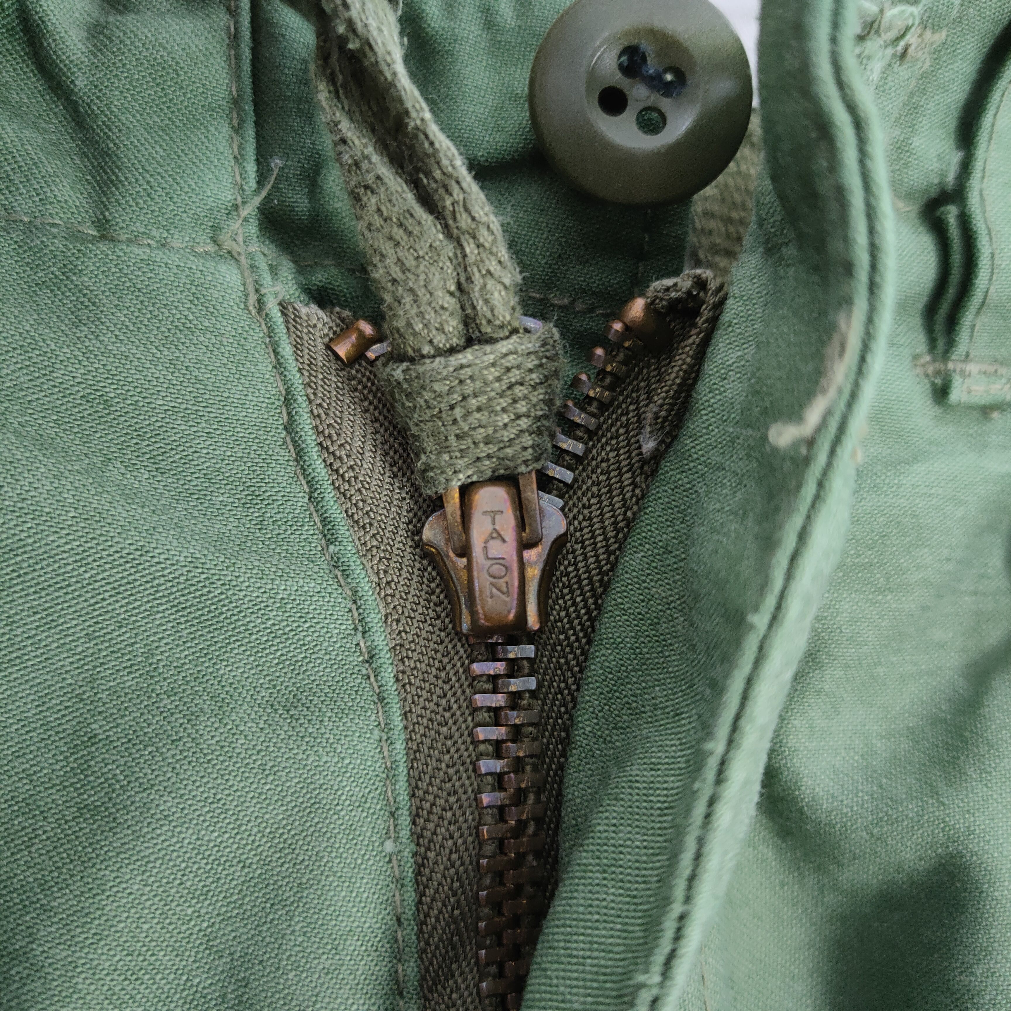 Japanese Brand VINTAGE TALON ZIP BONDAGE CARGO PANTS Size US 27 - 10 Thumbnail
