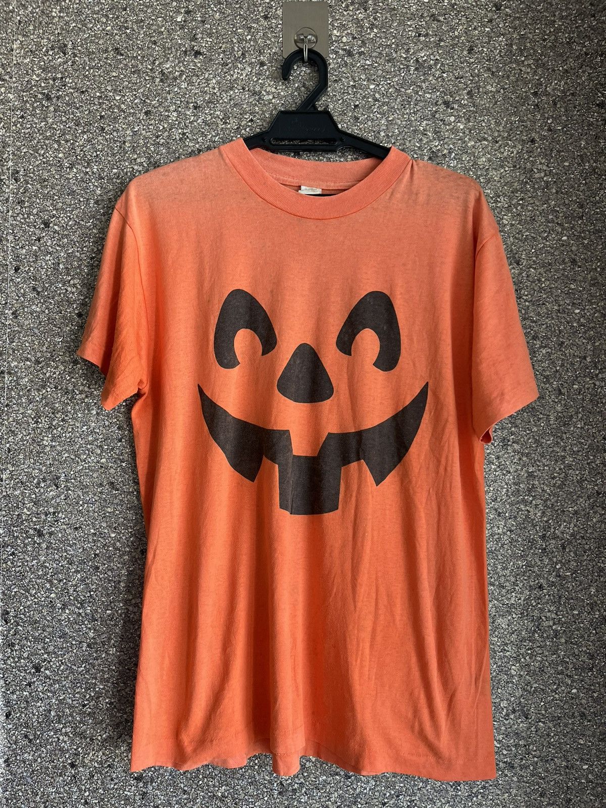 Vintage Halloween tshirt ft28 Size US XL / EU 56 / 4 - 1 Thumbnail