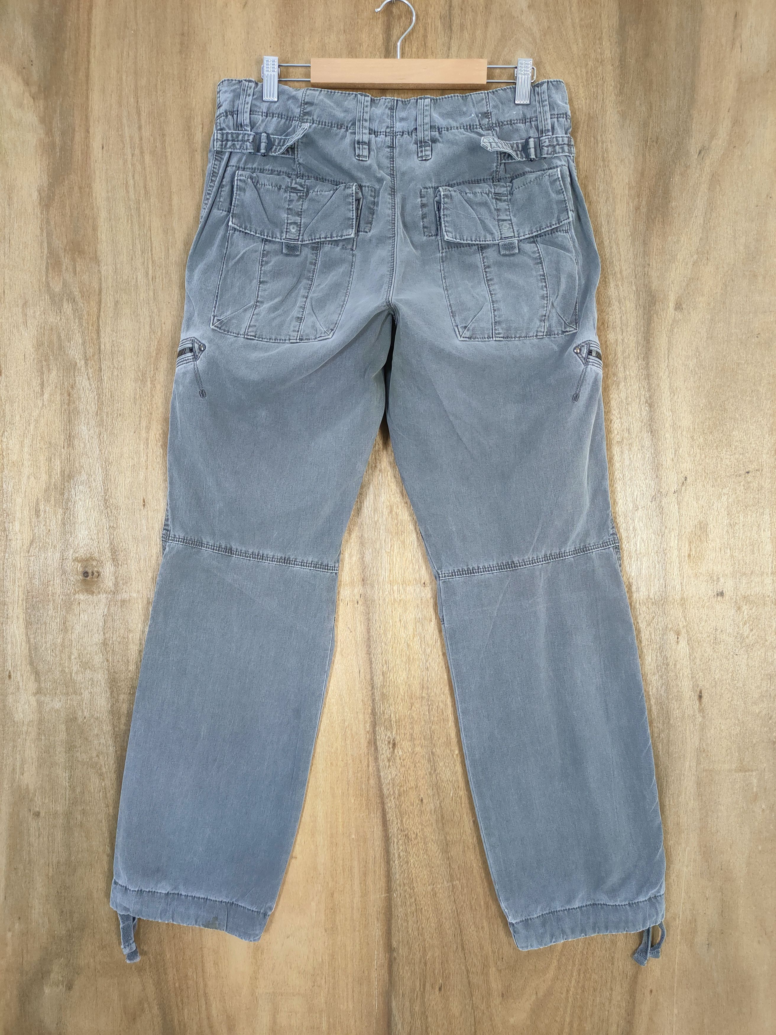Japanese Brand VINTAGE JAPANESE BRAND FADED BLACK CARGO PANTS Size US 30 / EU 46 - 7 Thumbnail