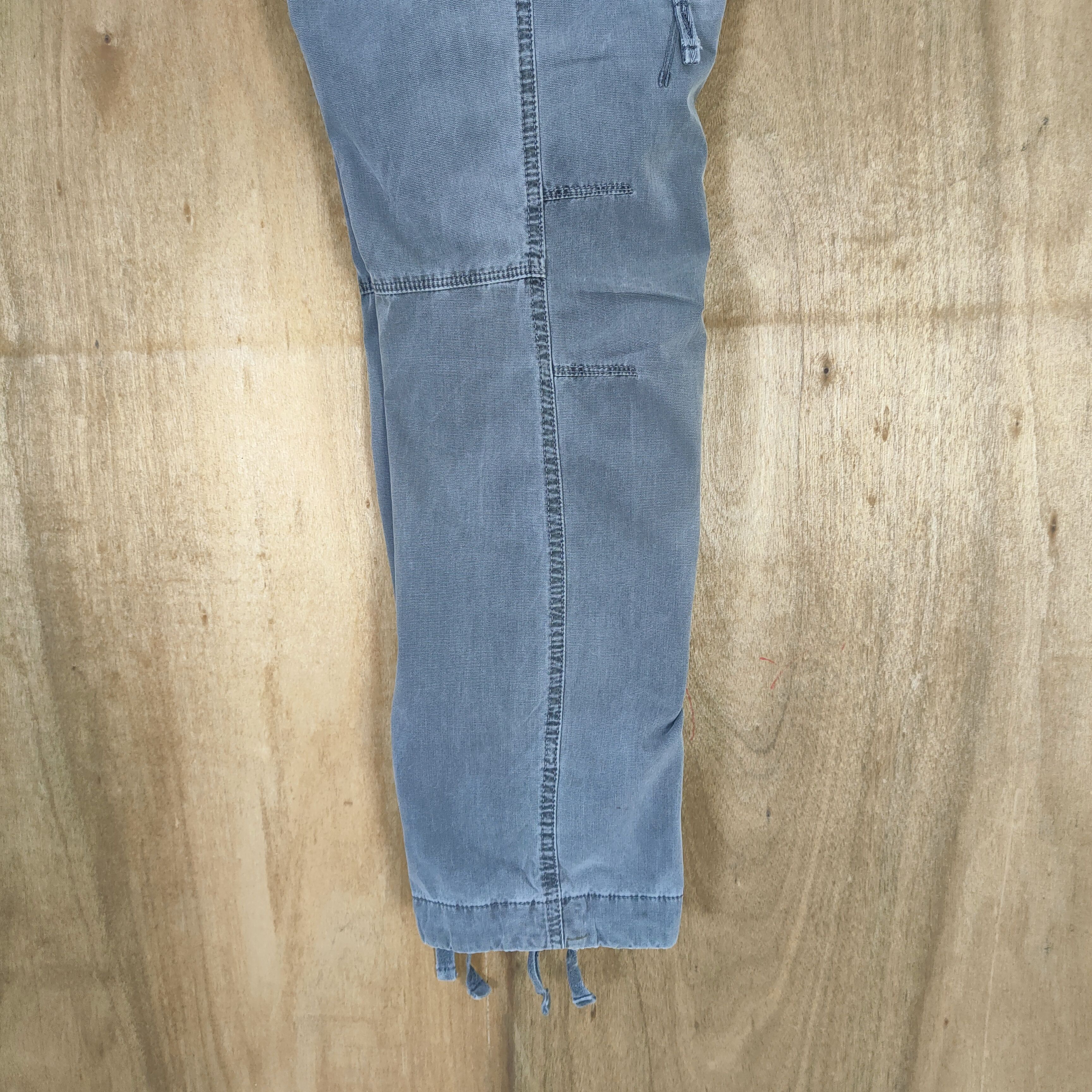 Japanese Brand VINTAGE JAPANESE BRAND FADED BLACK CARGO PANTS Size US 30 / EU 46 - 13 Thumbnail