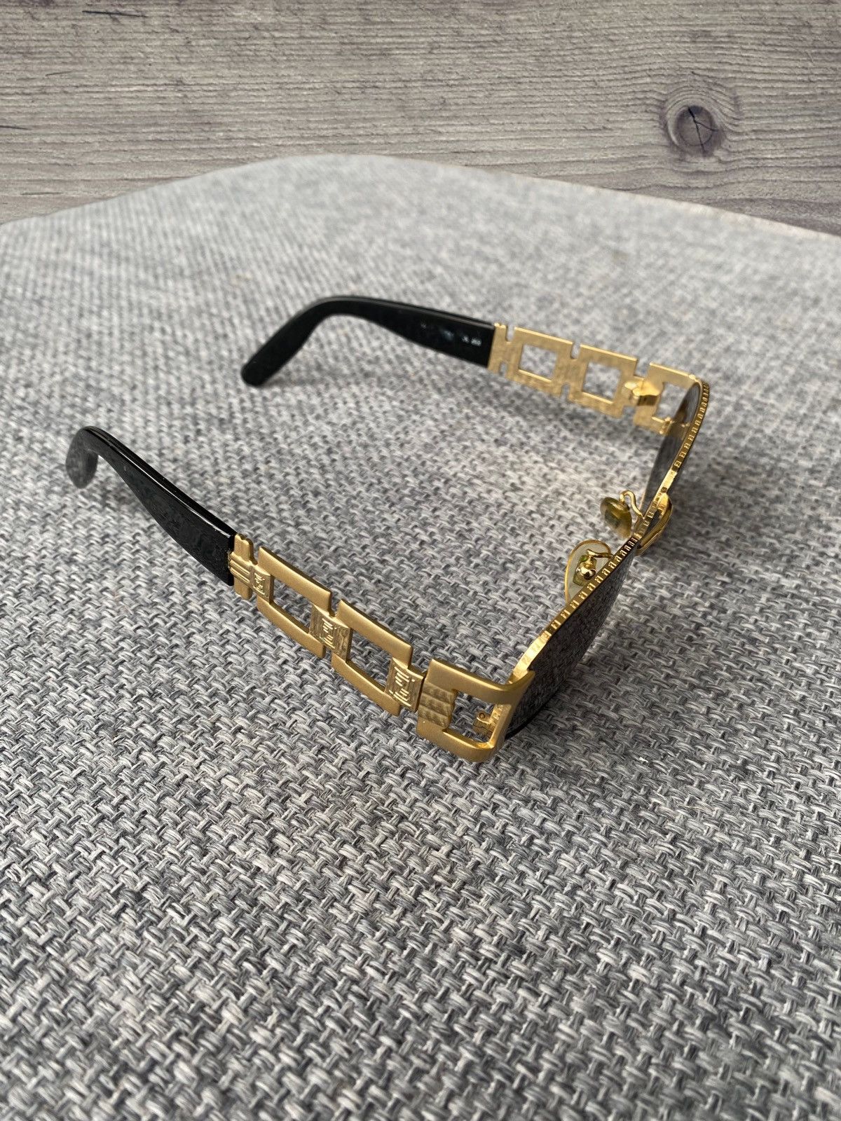 Fendi Fendi SL 7069 Col 250 Vintage Sunglasses Size ONE SIZE - 5 Thumbnail