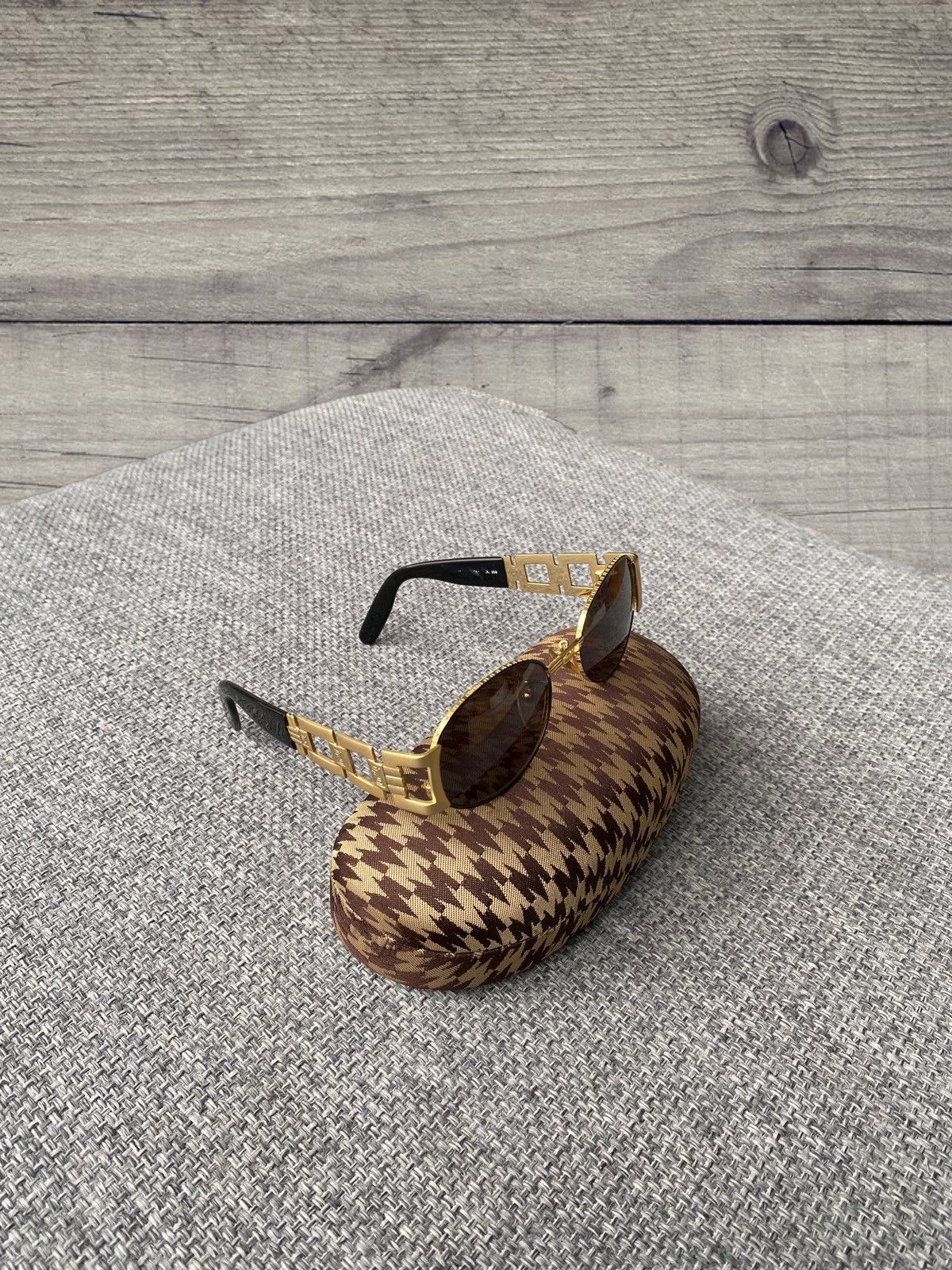 Fendi Fendi SL 7069 Col 250 Vintage Sunglasses Size ONE SIZE - 3 Thumbnail