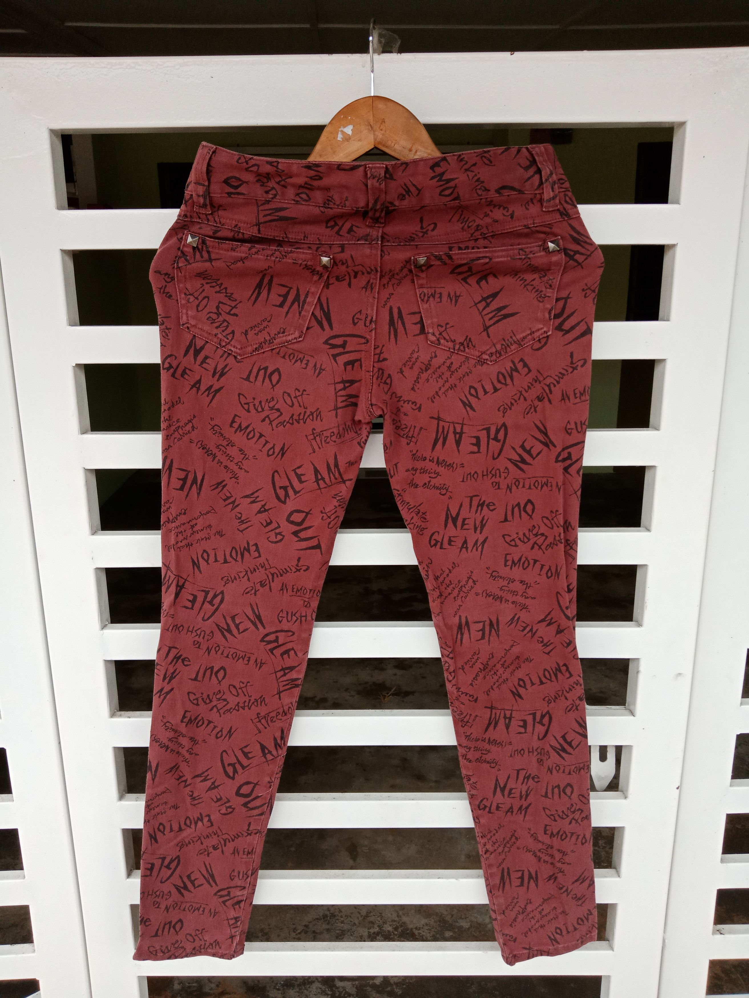 In The Attic Chuxx Poems Words Skinny Pants Size US 28 / EU 44 - 1 Thumbnail