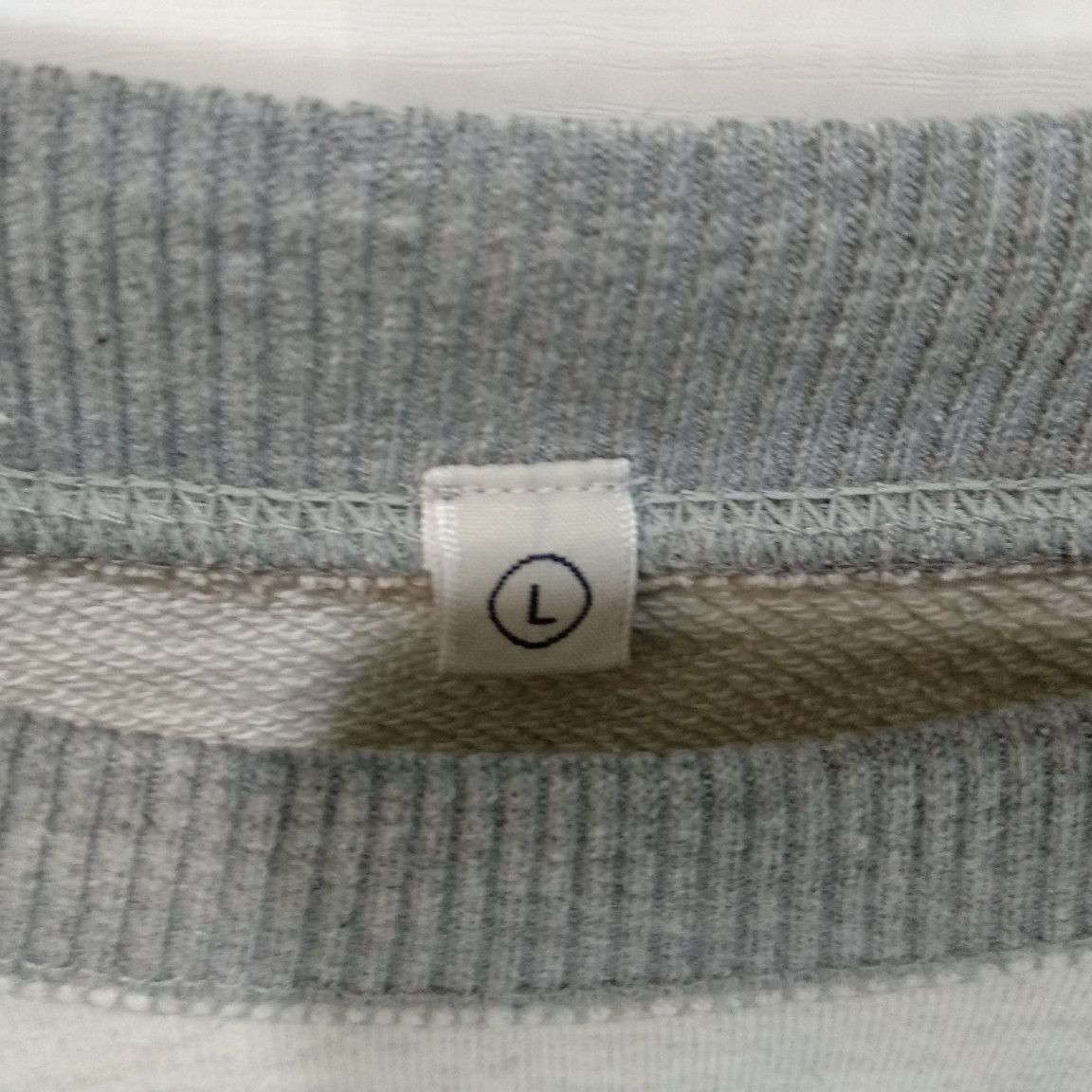 Uniqlo × Vintage Vintage 90's UNIQLO Raglan Grey Sweatshirts Jumper Size US L / EU 52-54 / 3 - 8 Thumbnail