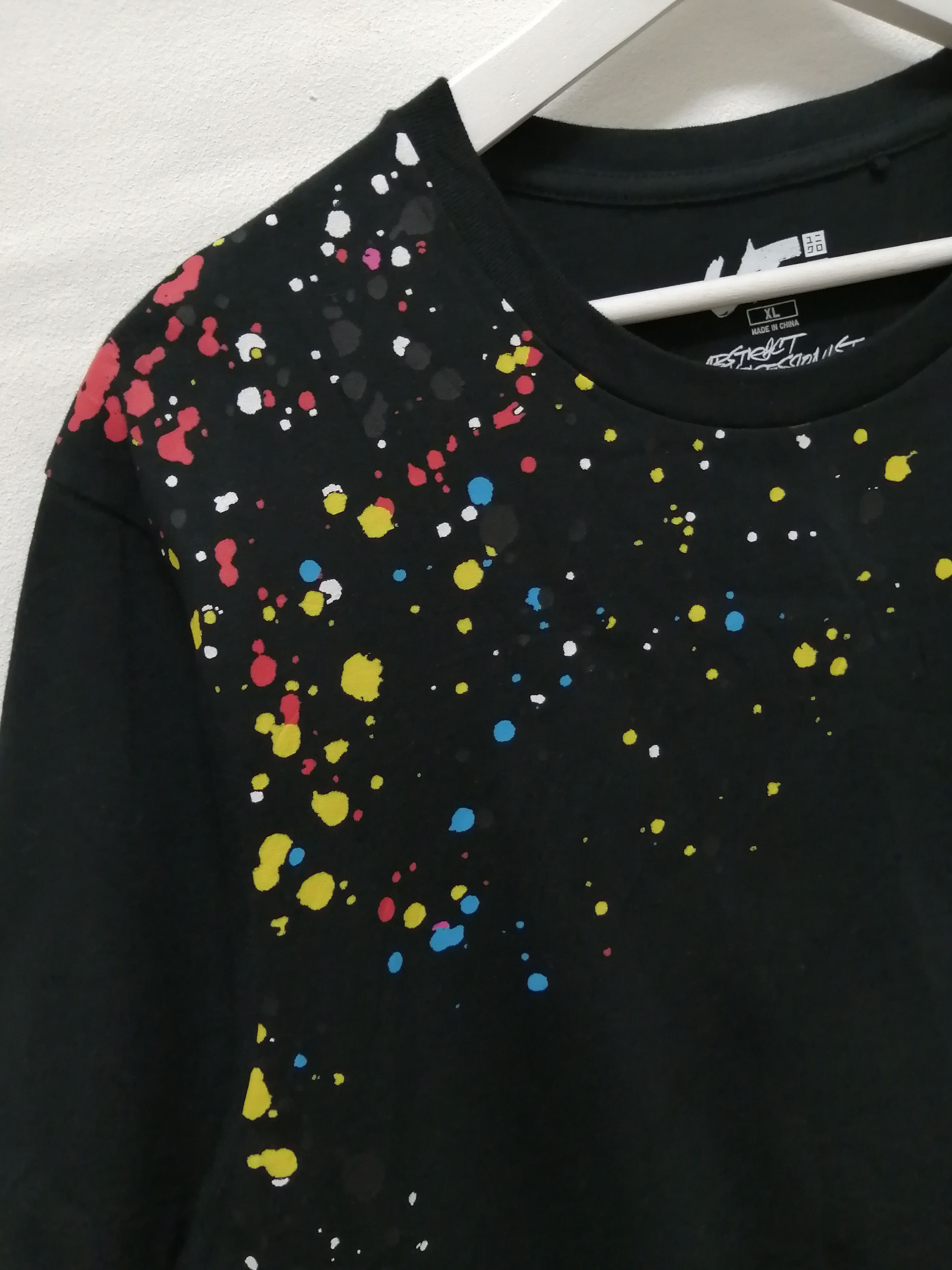 Futura × Uniqlo FUTURA x UNIQLO Splatter Paint T shirt Size US XL / EU 56 / 4 - 4 Thumbnail