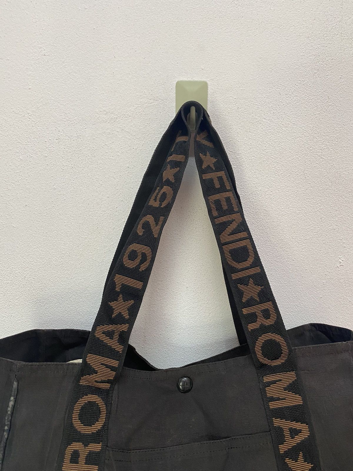 Fendi × Vintage Vintage Fendi Roma Tote Bag Size ONE SIZE - 2 Thumbnail