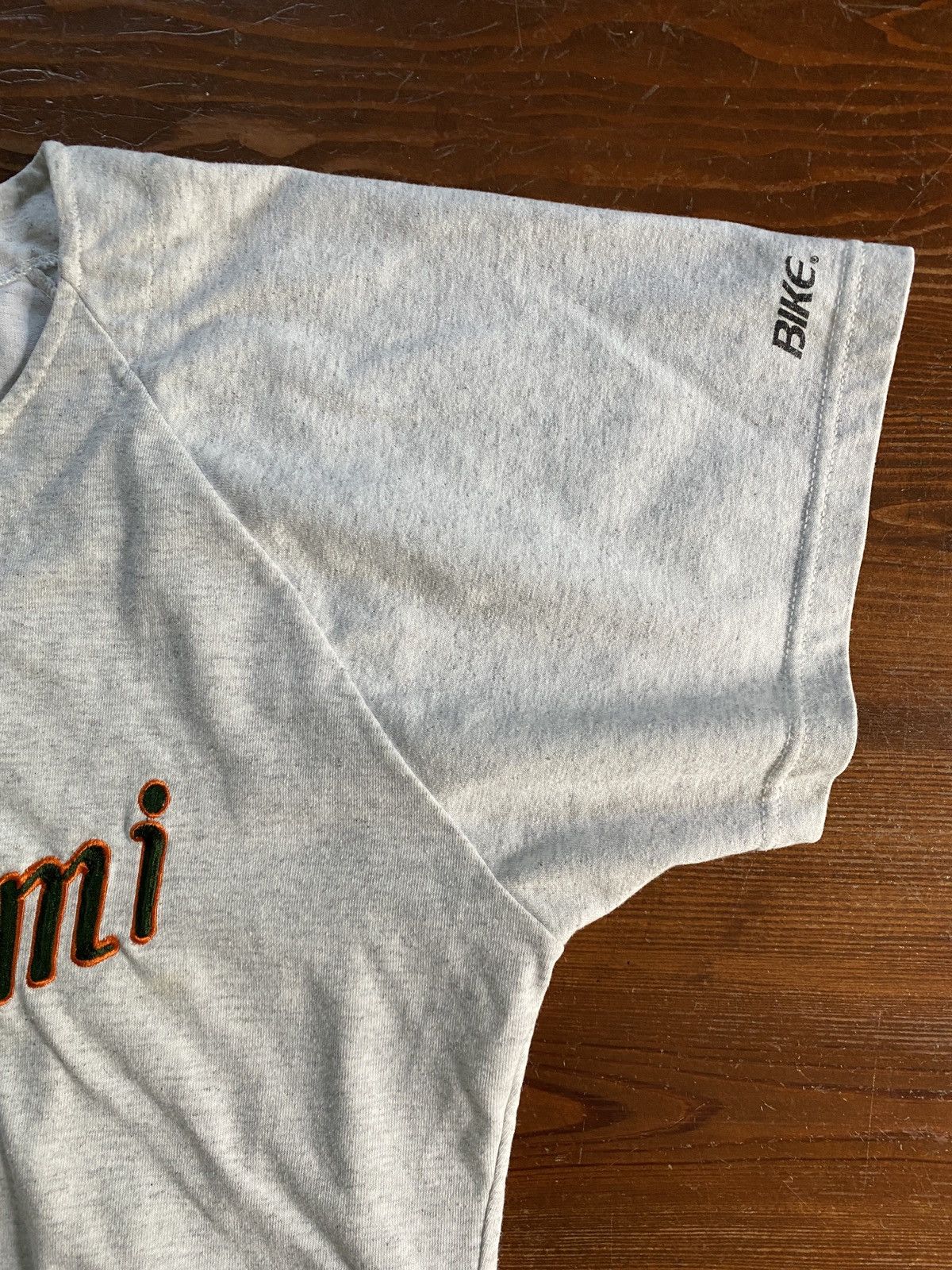 NCAA Vintage 80’s University Miami Bike Baseball Style Button Up Size US S / EU 44-46 / 1 - 5 Thumbnail