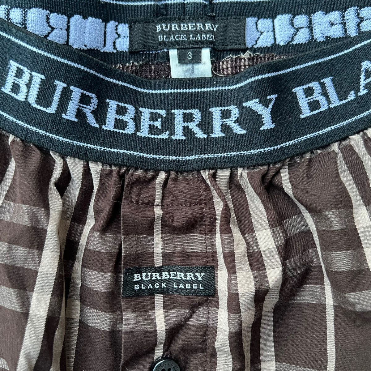 Black Label VINTAGE BURBERRY BLACK LABEL BOXERS Size 32 - 10 Thumbnail