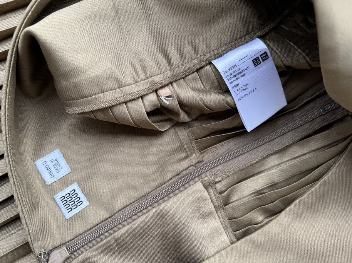 Jun Takahashi × Lemaire × Uniqlo UNIQLO X LEMAIRE (UNIQLO U) PLEATED SKIRTS Size 33" - 14 Thumbnail