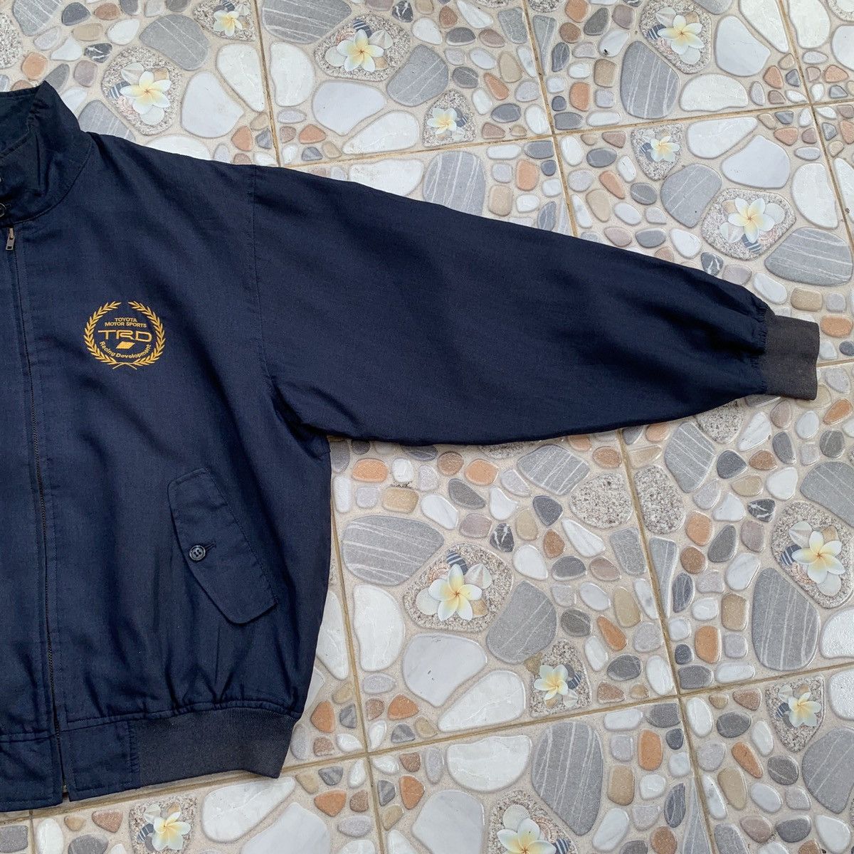 Vintage Vintage TRD Toyota Racing Motor Sports Bomber Jacket Size US M / EU 48-50 / 2 - 5 Thumbnail