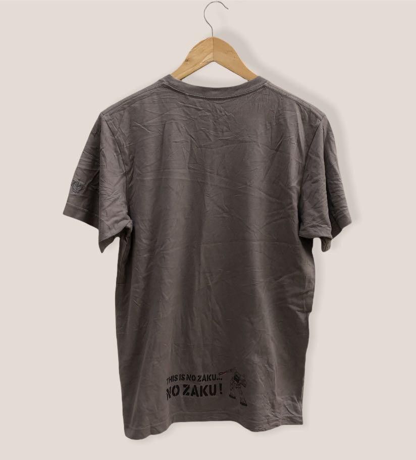Japanese Brand Uniqlo X Gundam Tshirt Size US M / EU 48-50 / 2 - 4 Thumbnail