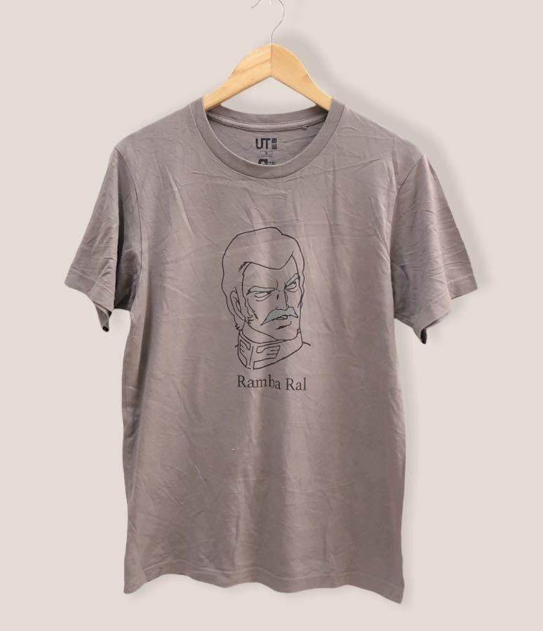 Japanese Brand Uniqlo X Gundam Tshirt Size US M / EU 48-50 / 2 - 1 Thumbnail