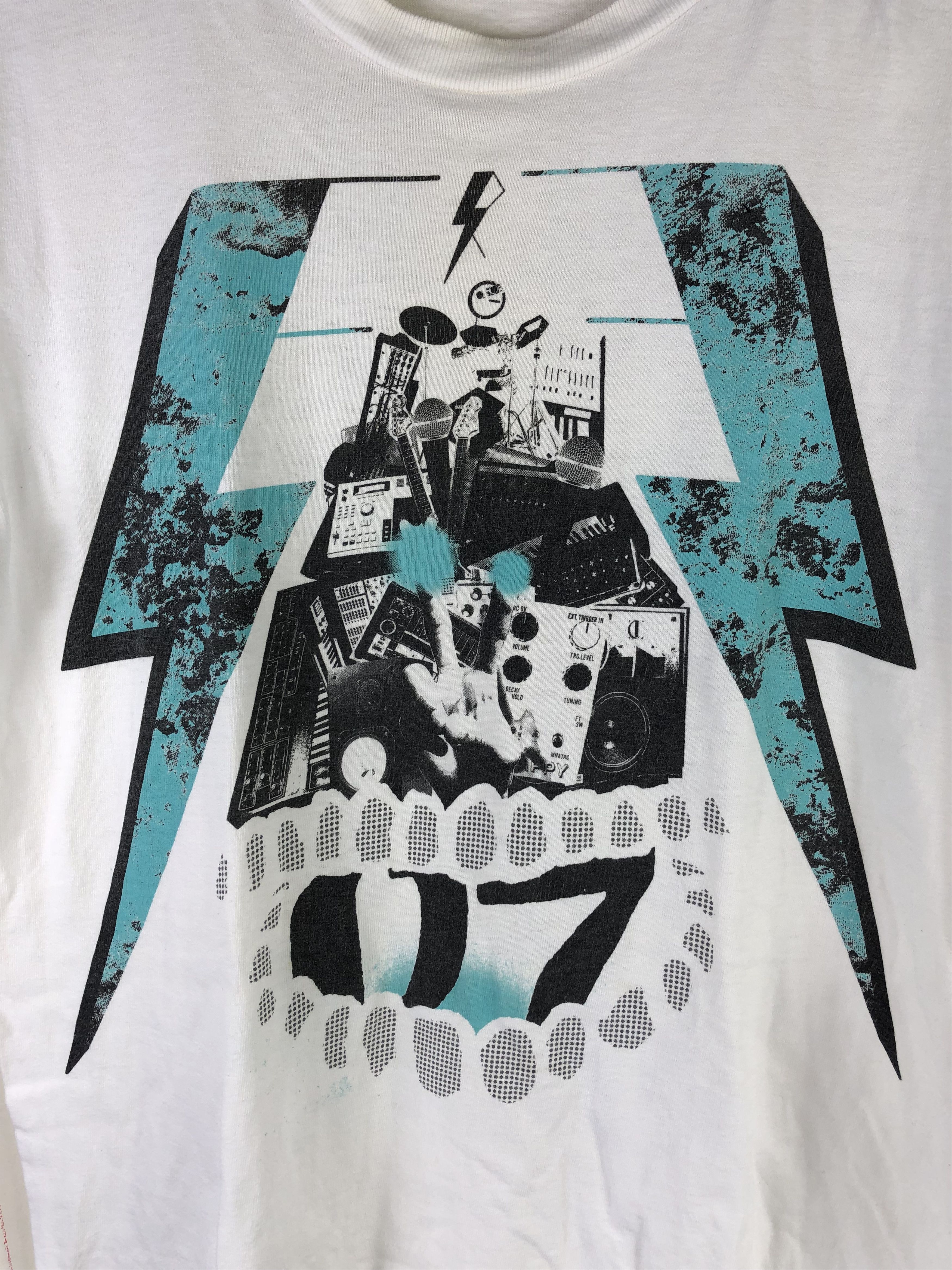 Japanese Brand Rock 7 Tshirt Size US M / EU 48-50 / 2 - 2 Thumbnail