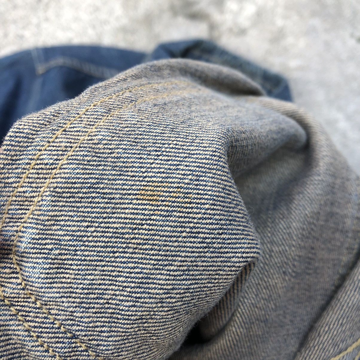 Japanese Brand × Uniqlo 🔥Rare🔥🇯🇵Uniqlo Distress Rips Four Pocket Stylish Denim Jacket Size US M / EU 48-50 / 2 - 13 Thumbnail